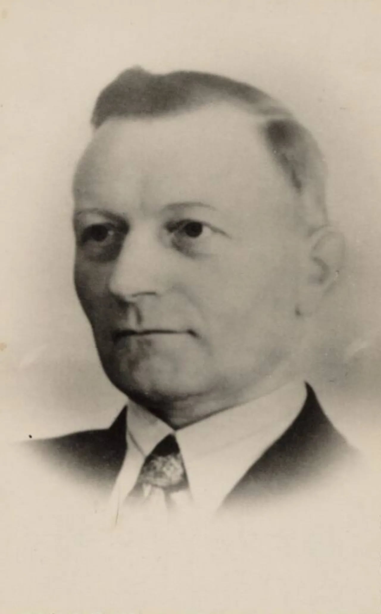 Portrait of Wiepke Harm Timersma (1896–1944) – memorial page