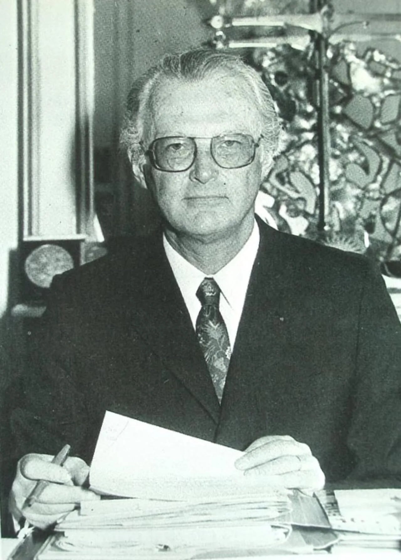 Porträt von Pierre Dehaye (1921–2008) – Gedenkseite