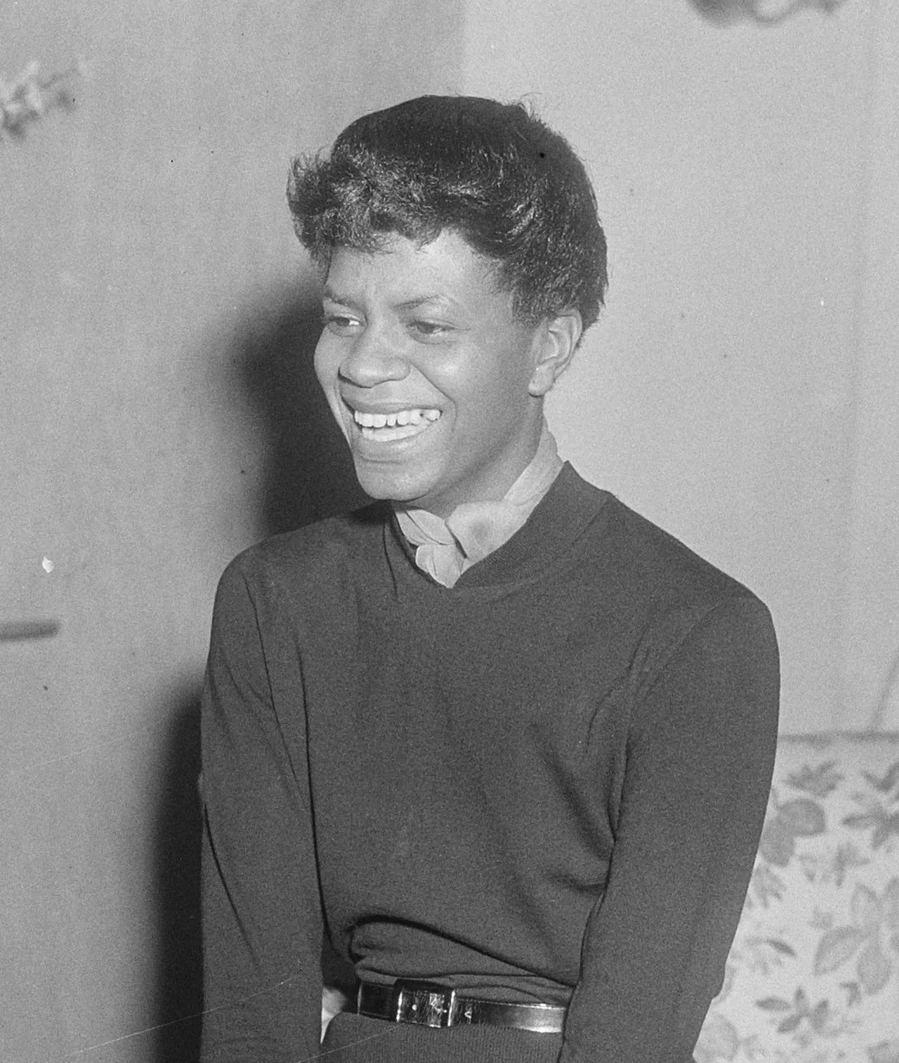 Portrait of Vivian Bonnell (1924–2003) – memorial page