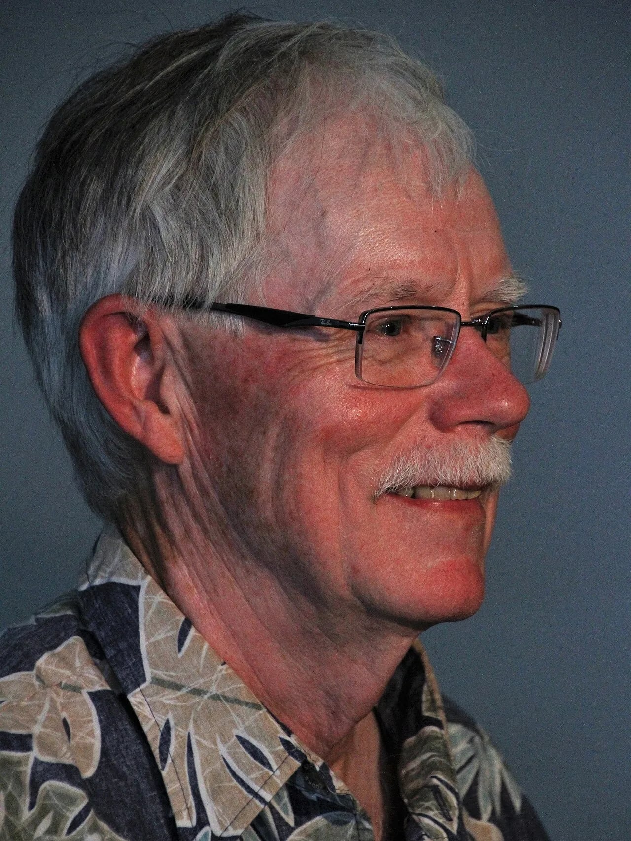 Porträt von Fred Espenak (1952–2025) – Gedenkseite