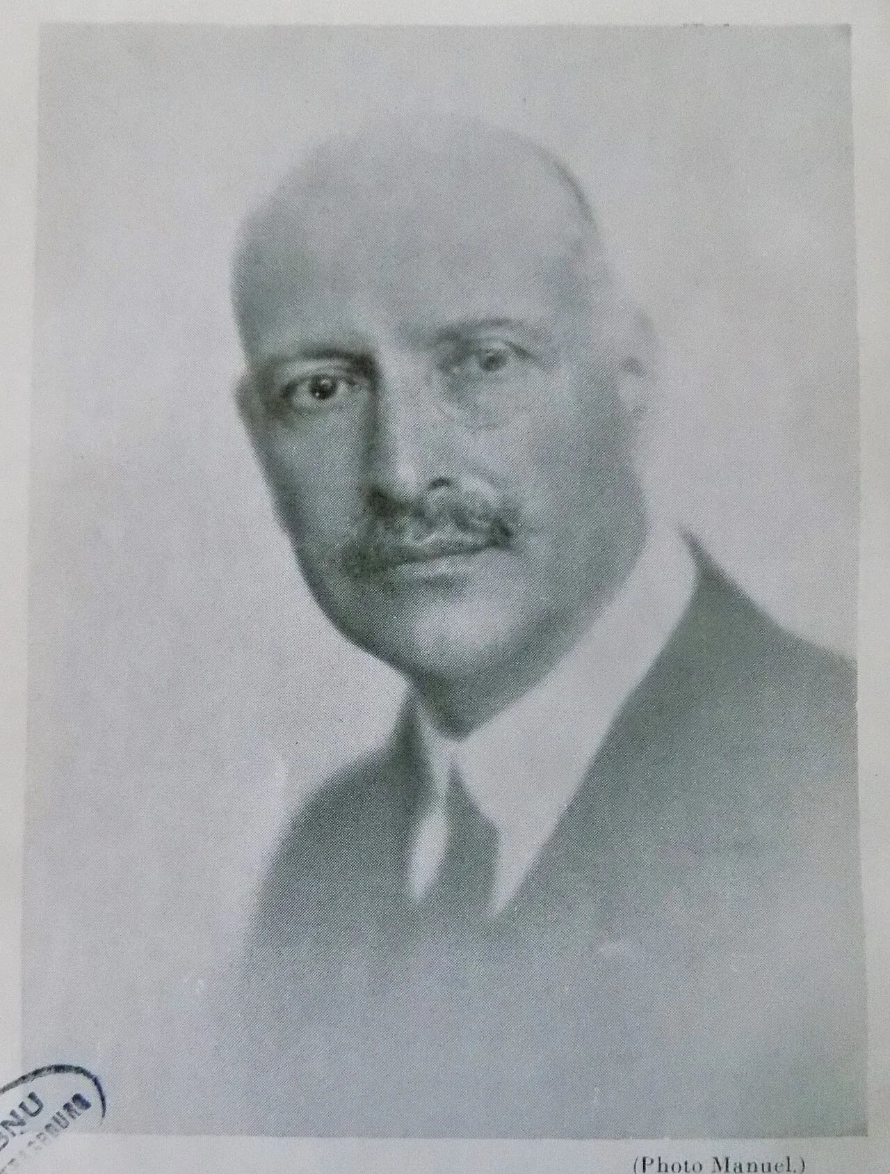 Porträt von Émile Bruneau de Laborie (1871–1930) – Gedenkseite
