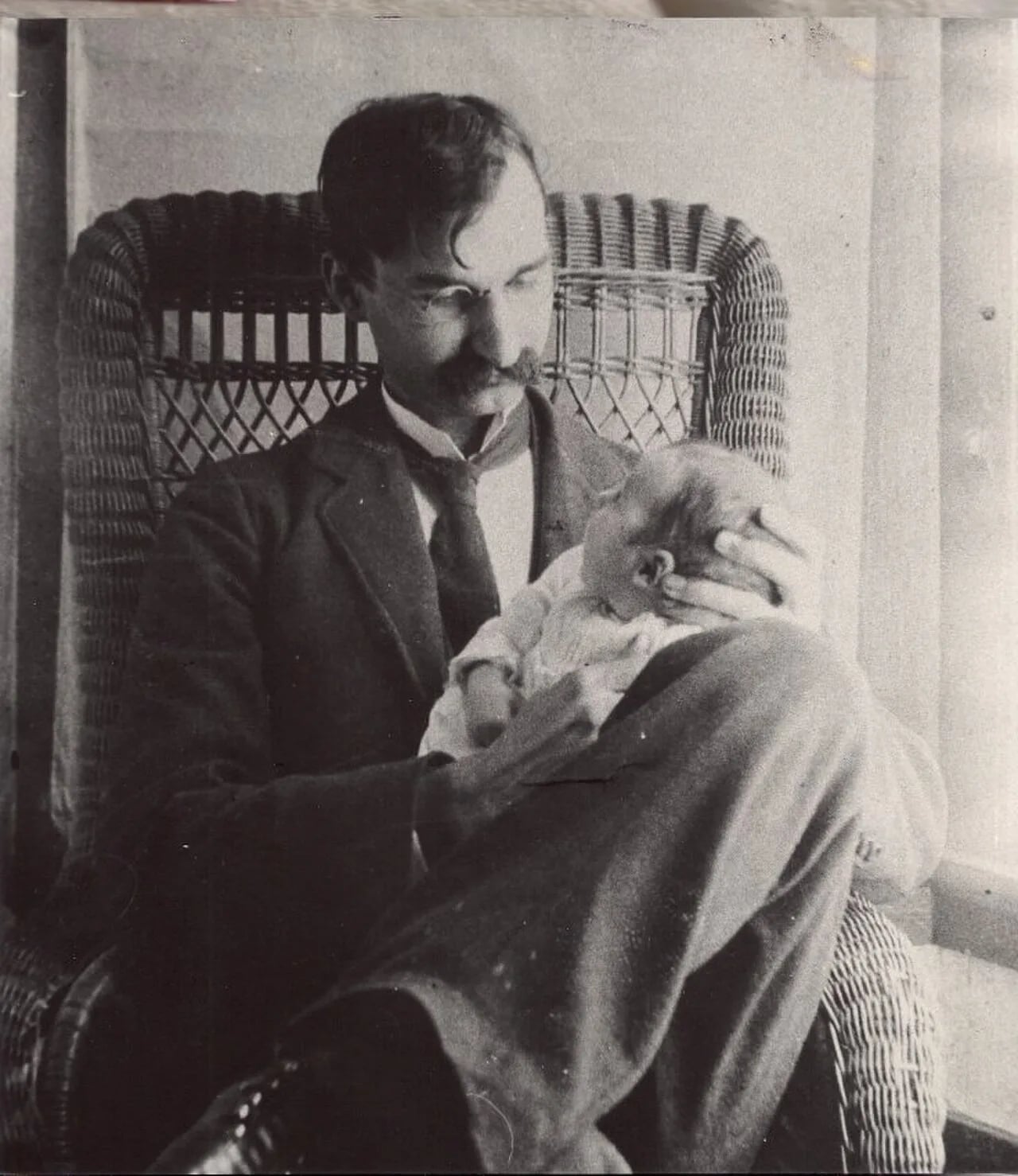 Portrait of Arthur Emanuel Hertzler (1870–1946) – memorial page