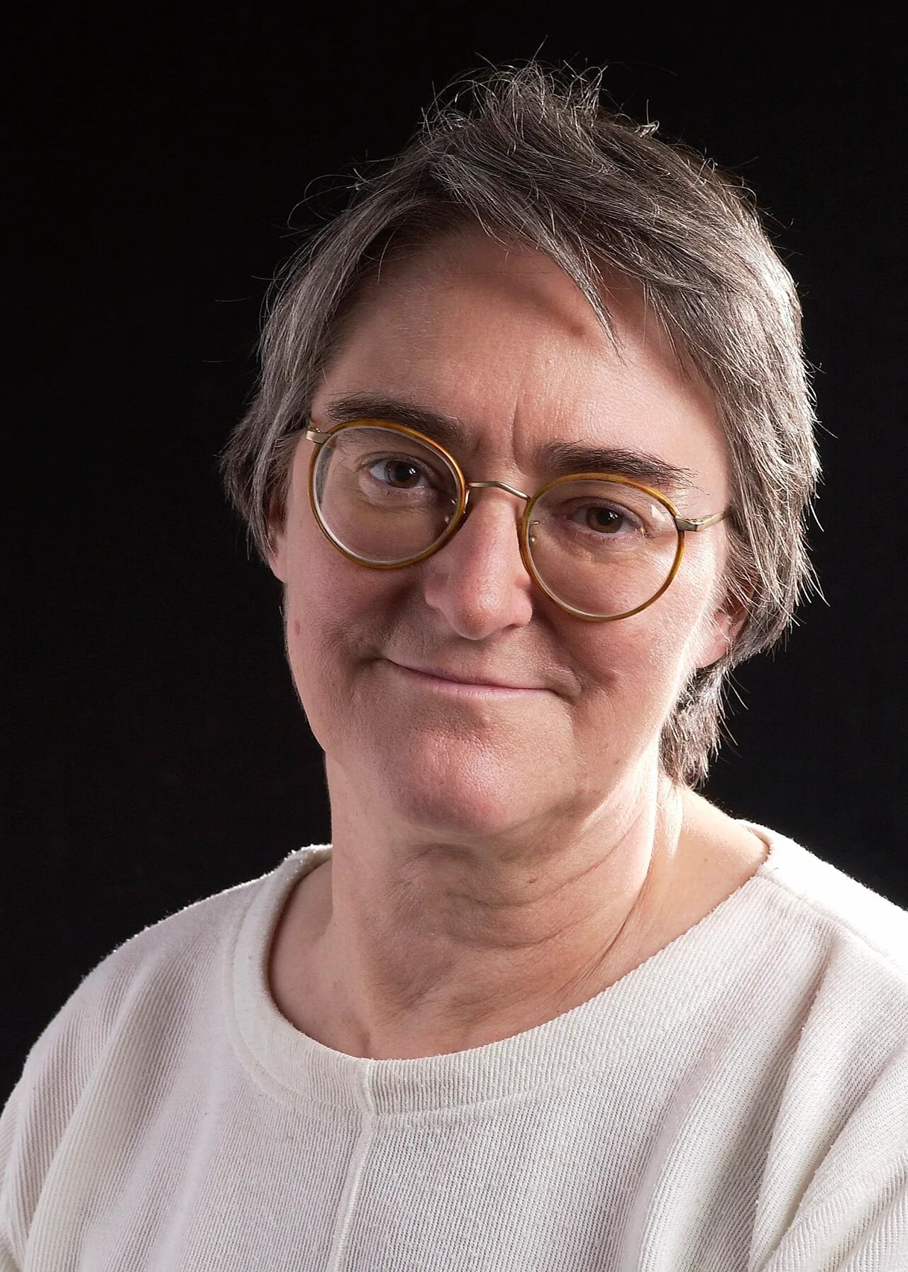 Portrait of Julie Dorrington (1940–2010) – memorial page
