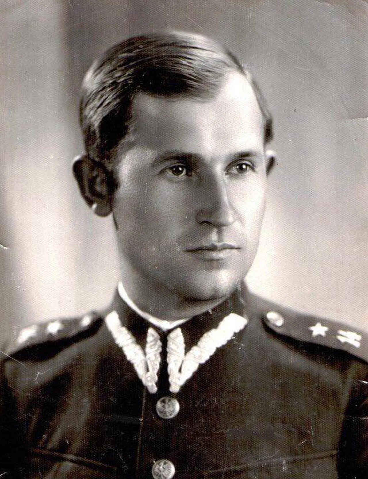 Porträt von Leon Wiewiórski (1909–1988) – Gedenkseite