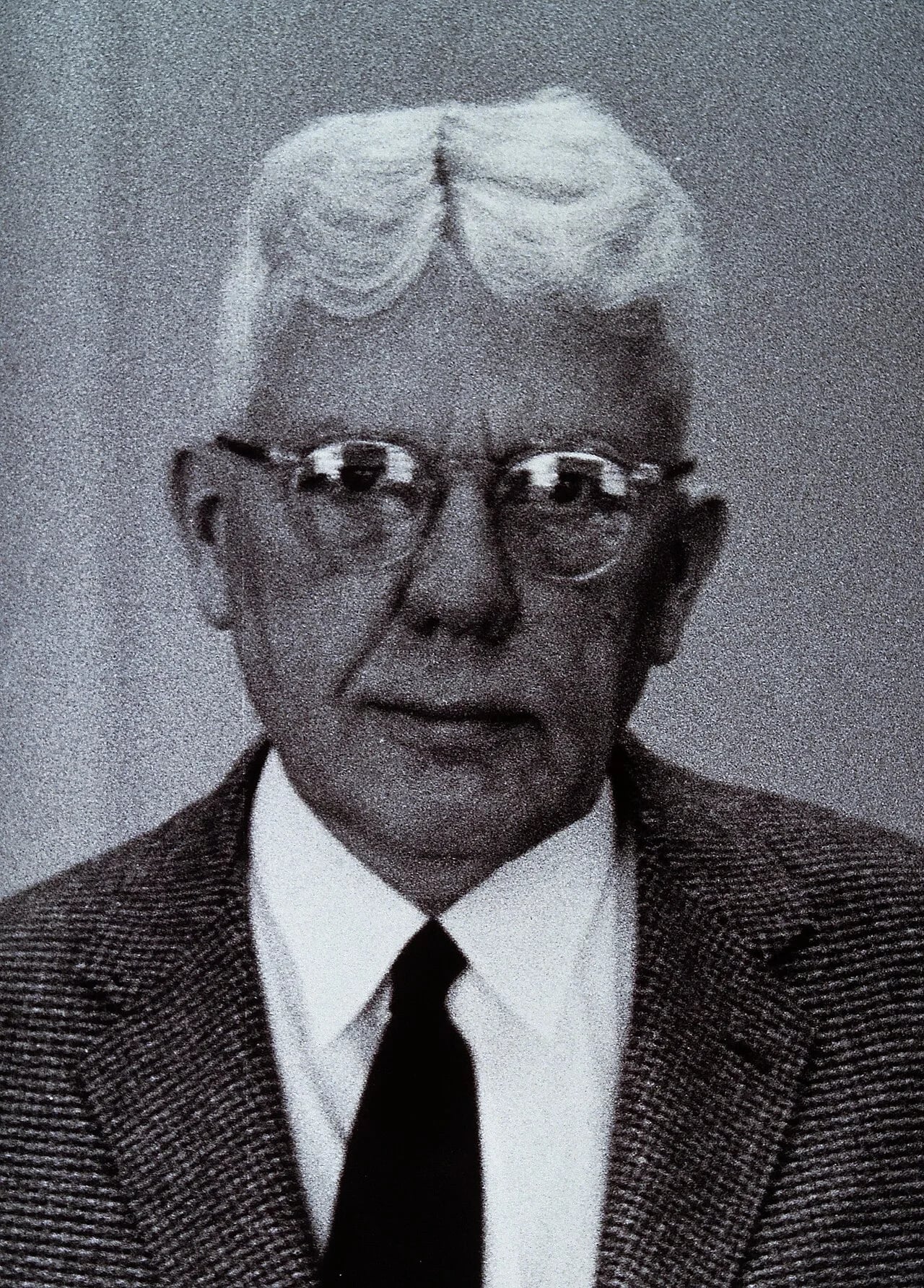 Porträt von J. Austin Kerr (1900–1990) – Gedenkseite