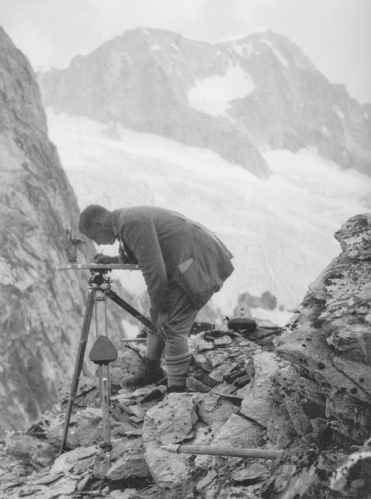 Porträt von Simon Simon (1857–1925) – Gedenkseite