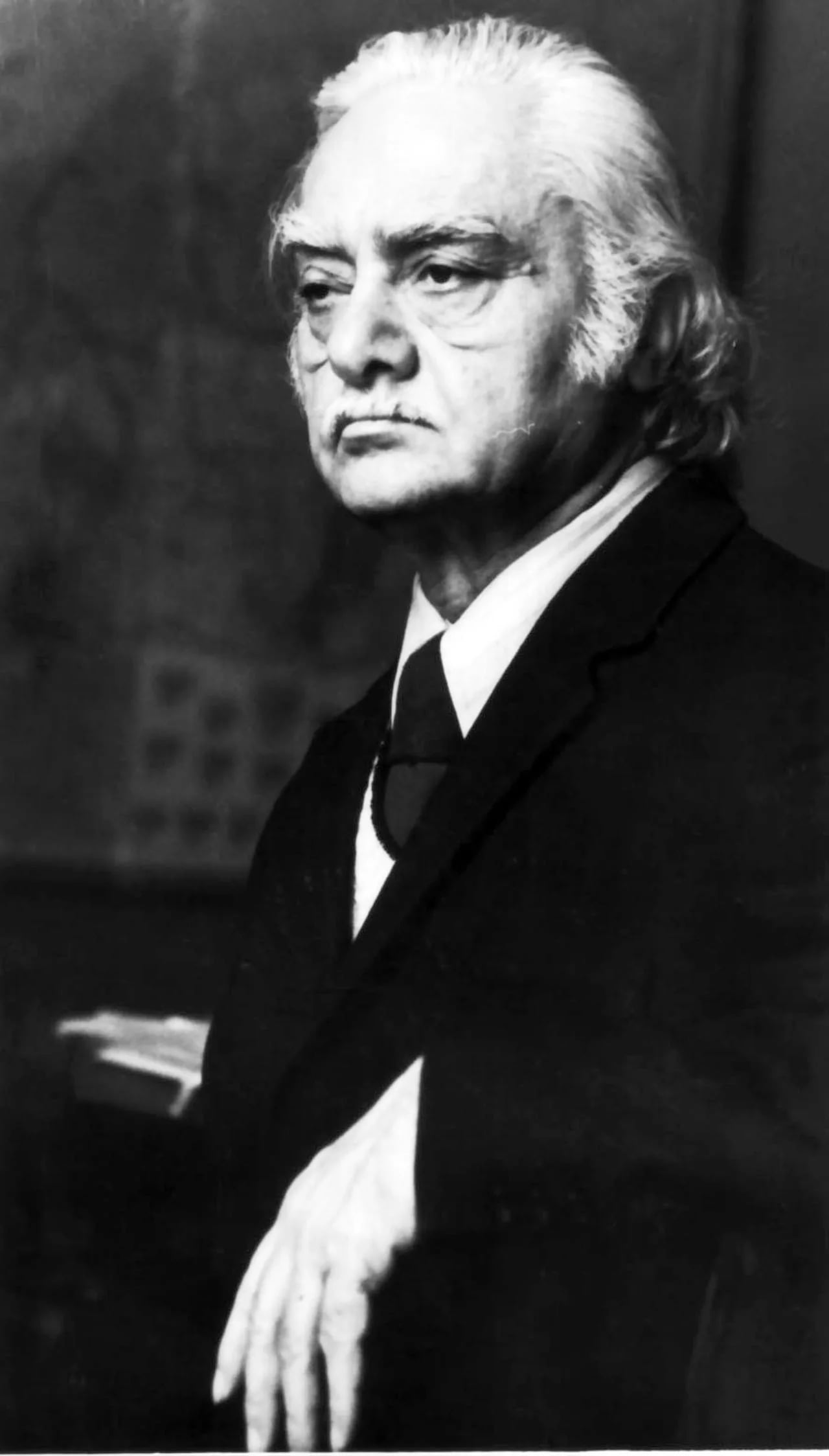 Portrait of Alisohbat Sumbatzade (1907–1992) – memorial page