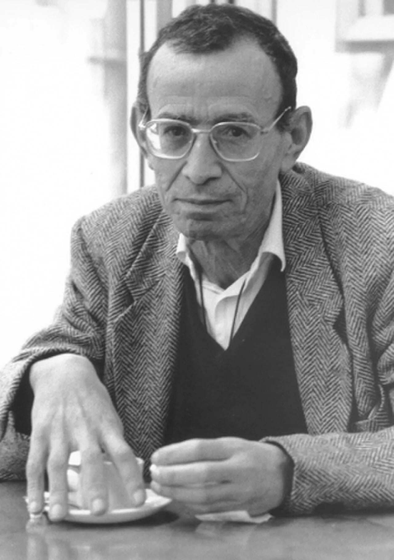 Portrait of Abdelmalek Sayad (1933–1998) – memorial page