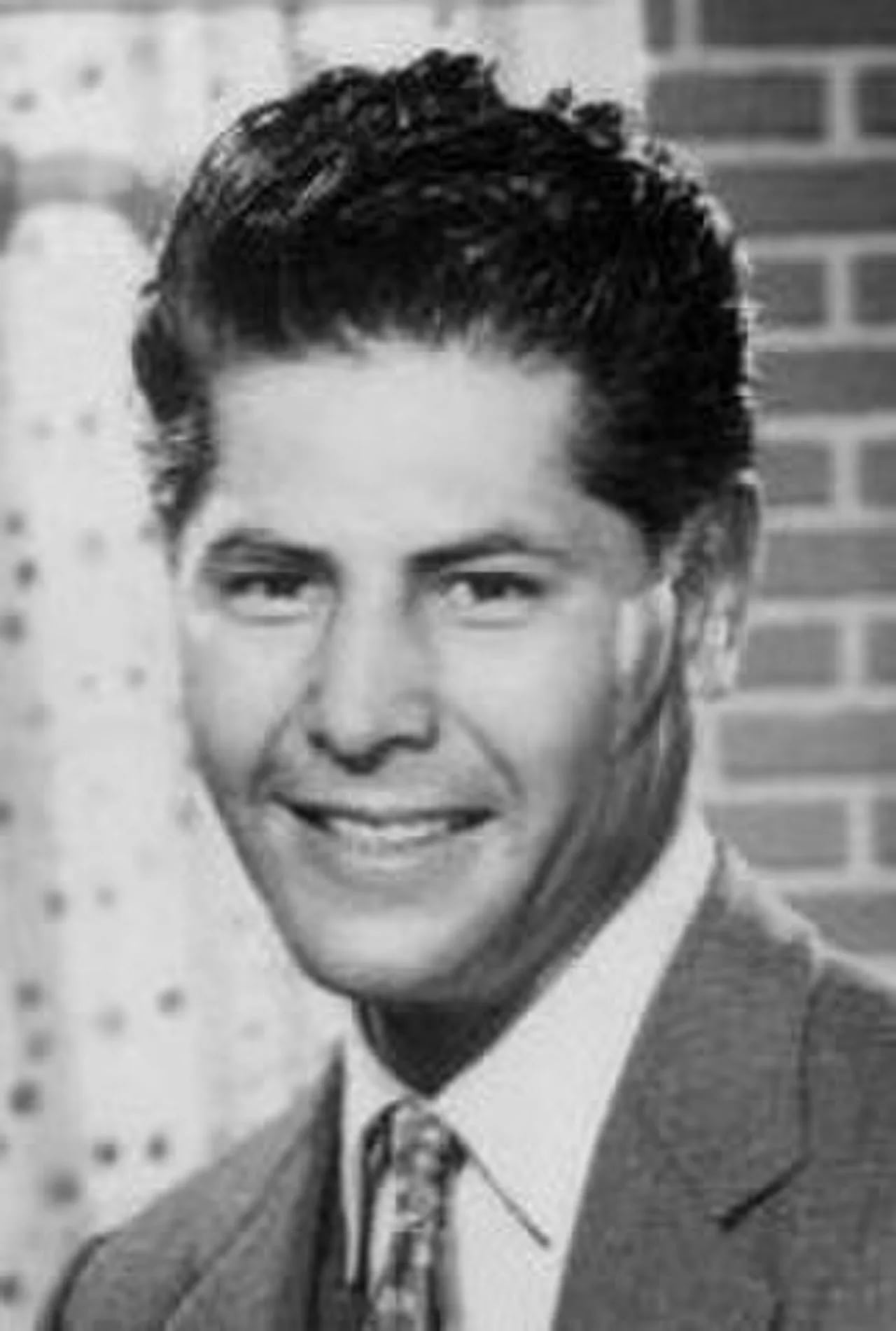 Portrait of Abel Fernandez (1930–2016) – memorial page