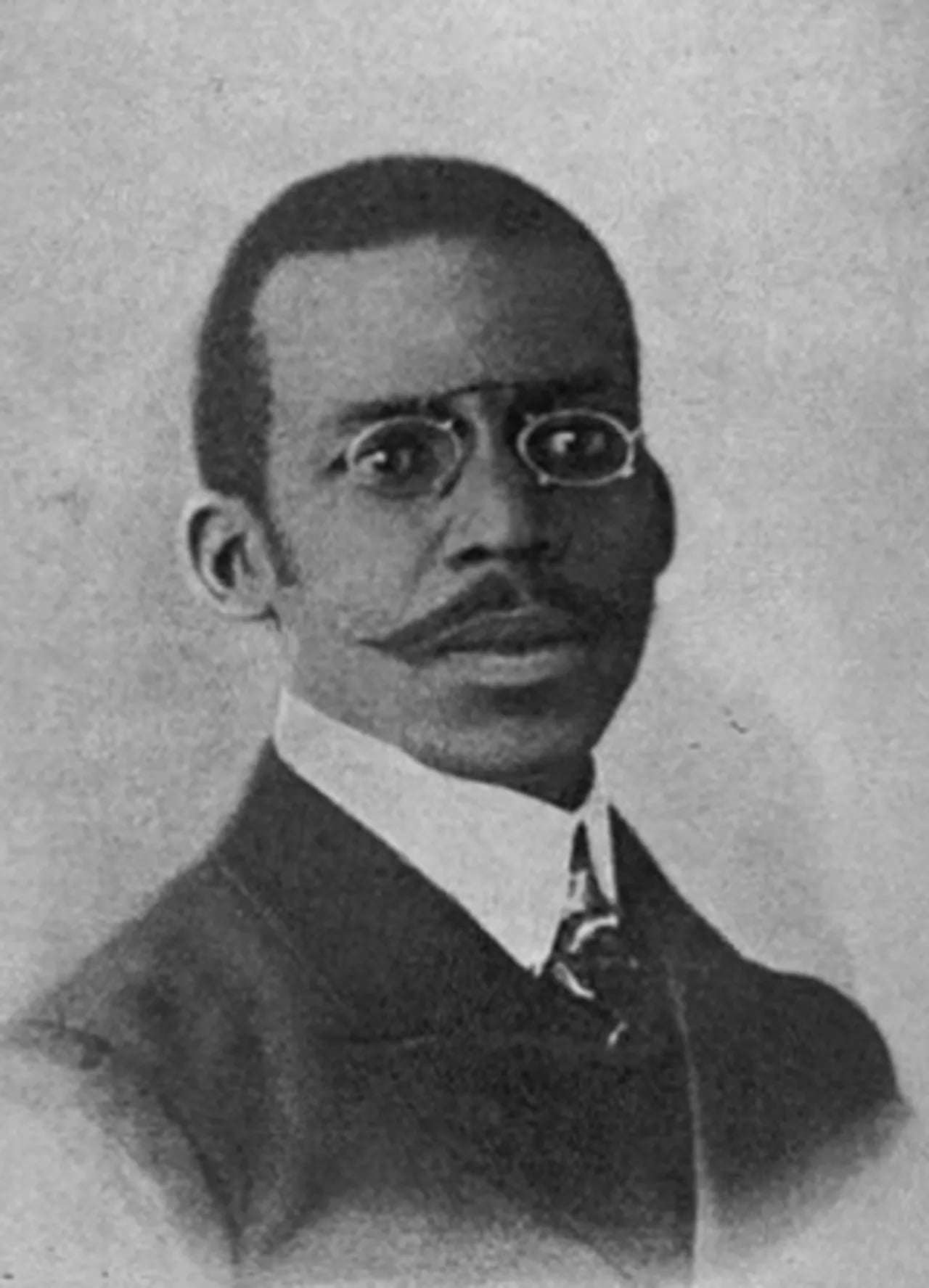 Portrait of Achille René-Boisneuf (1873–1927) – memorial page