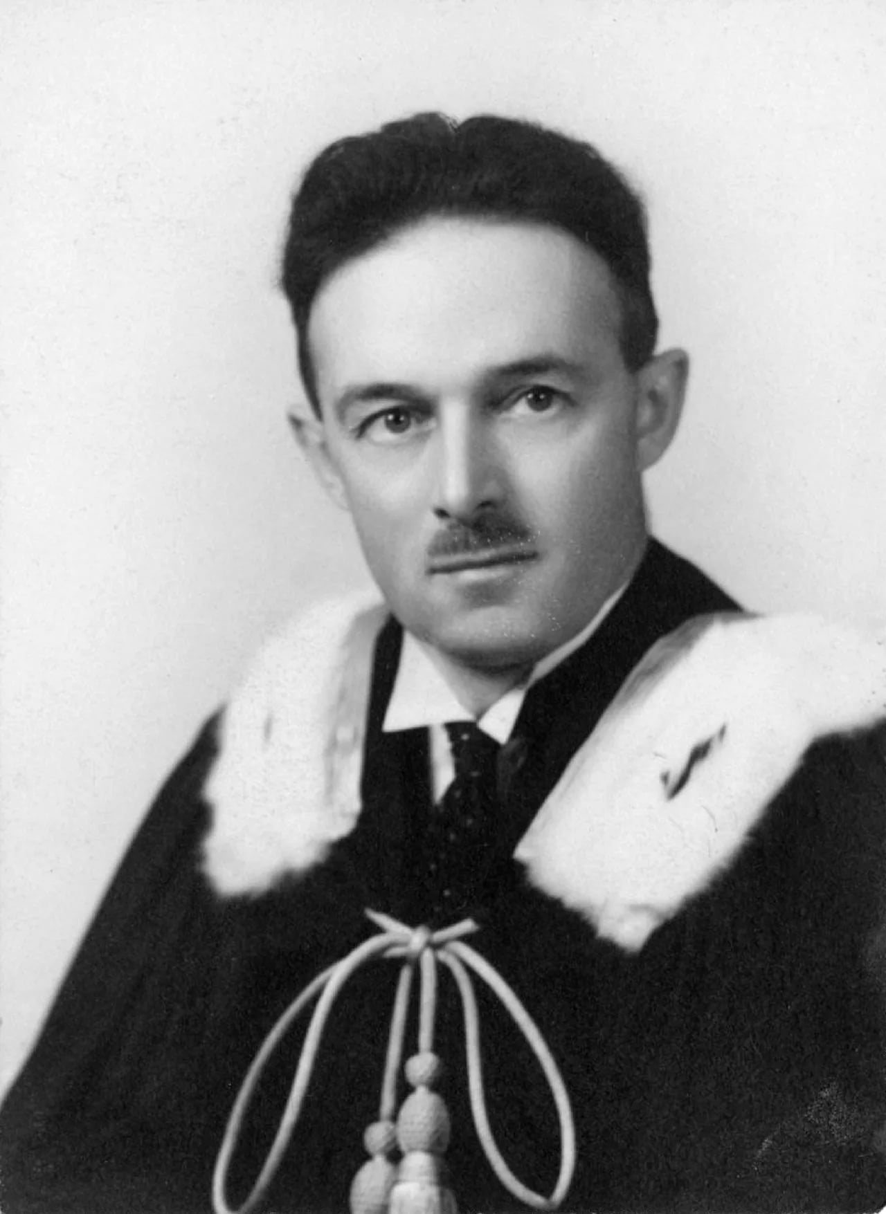 Porträt von Adrien Pouliot (1896–1980) – Gedenkseite