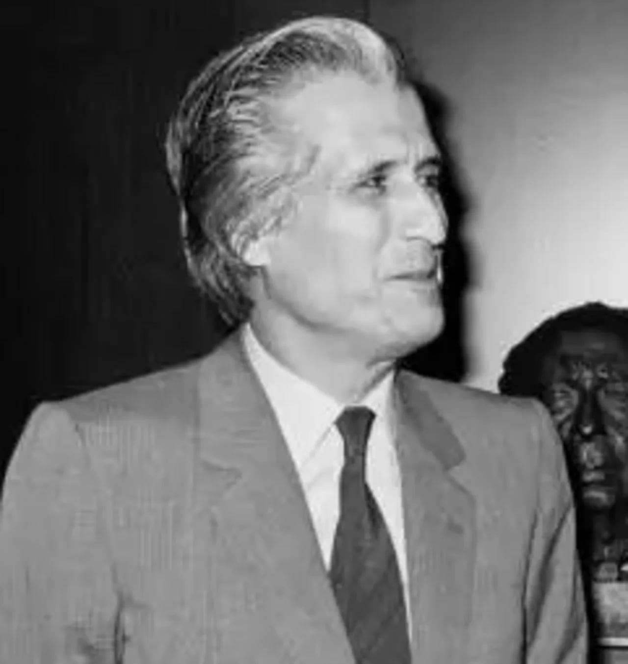 Porträt von Ahmed Taleb Ibrahimi (1932–2025) – Gedenkseite