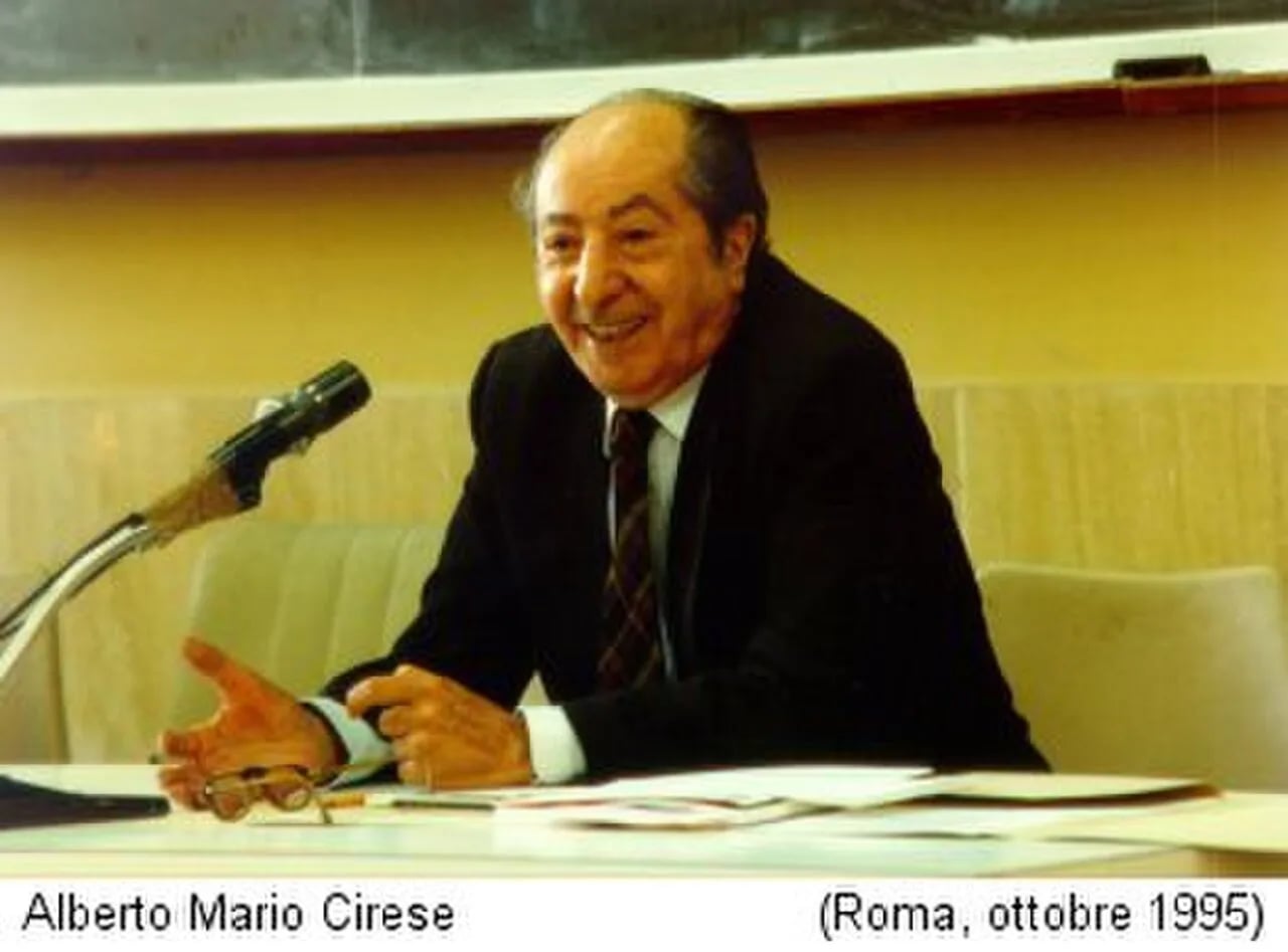Porträt von Alberto Mario Cirese (1921–2011) – Gedenkseite