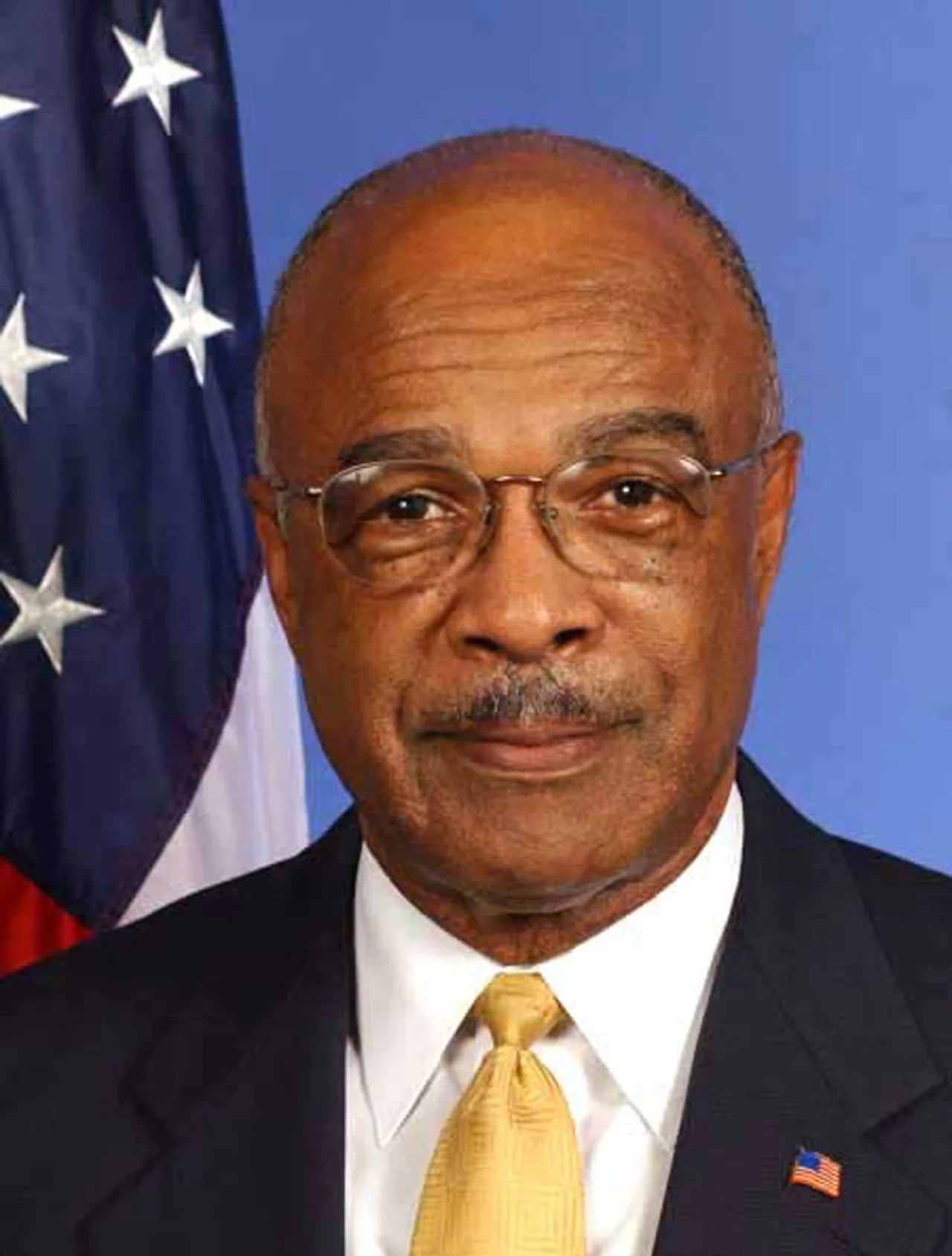Portrait of Roderick Paige (1933–2025) – memorial page