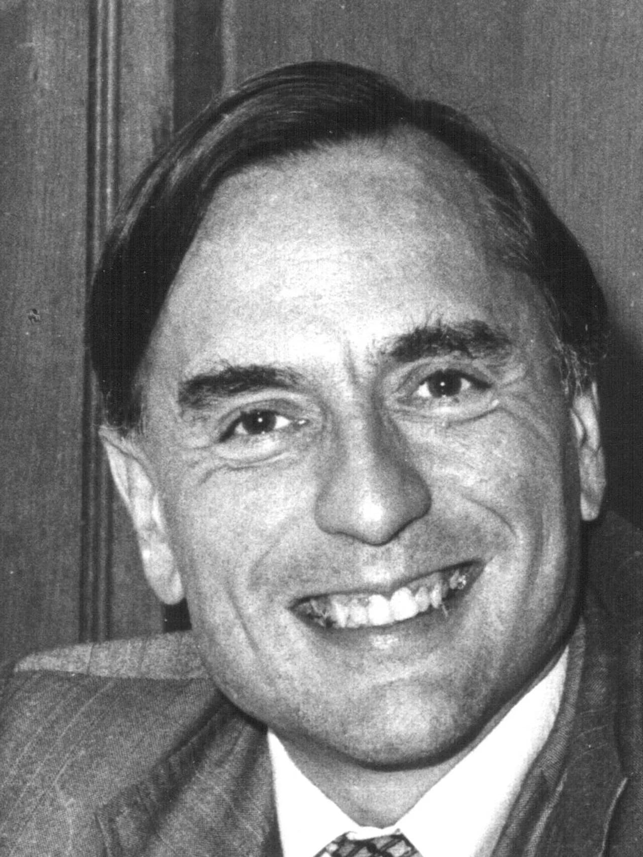 Porträt von Jean-Claude Pasty (1937–2013) – Gedenkseite