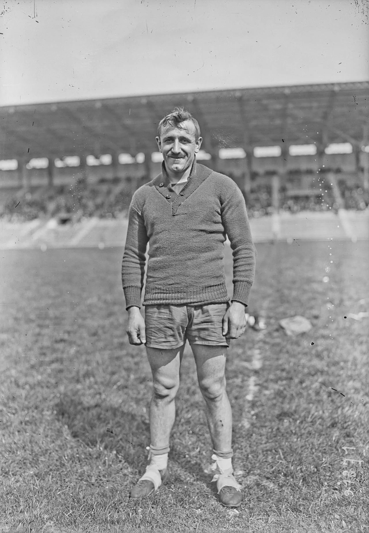 Portrait of Robert Saint-Pé (1899–1988) – memorial page