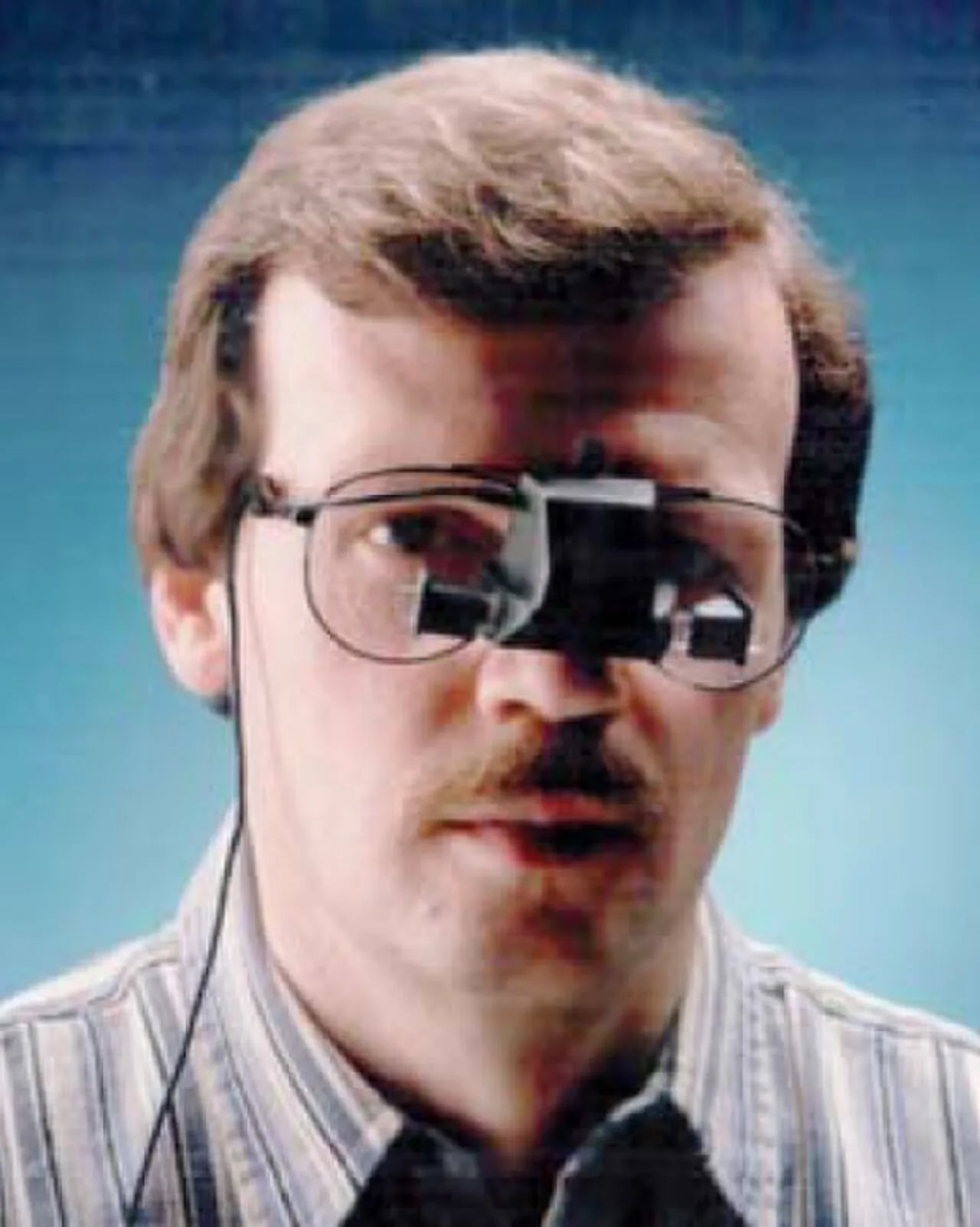Porträt von Holakovszky László (1952–2015) – Gedenkseite