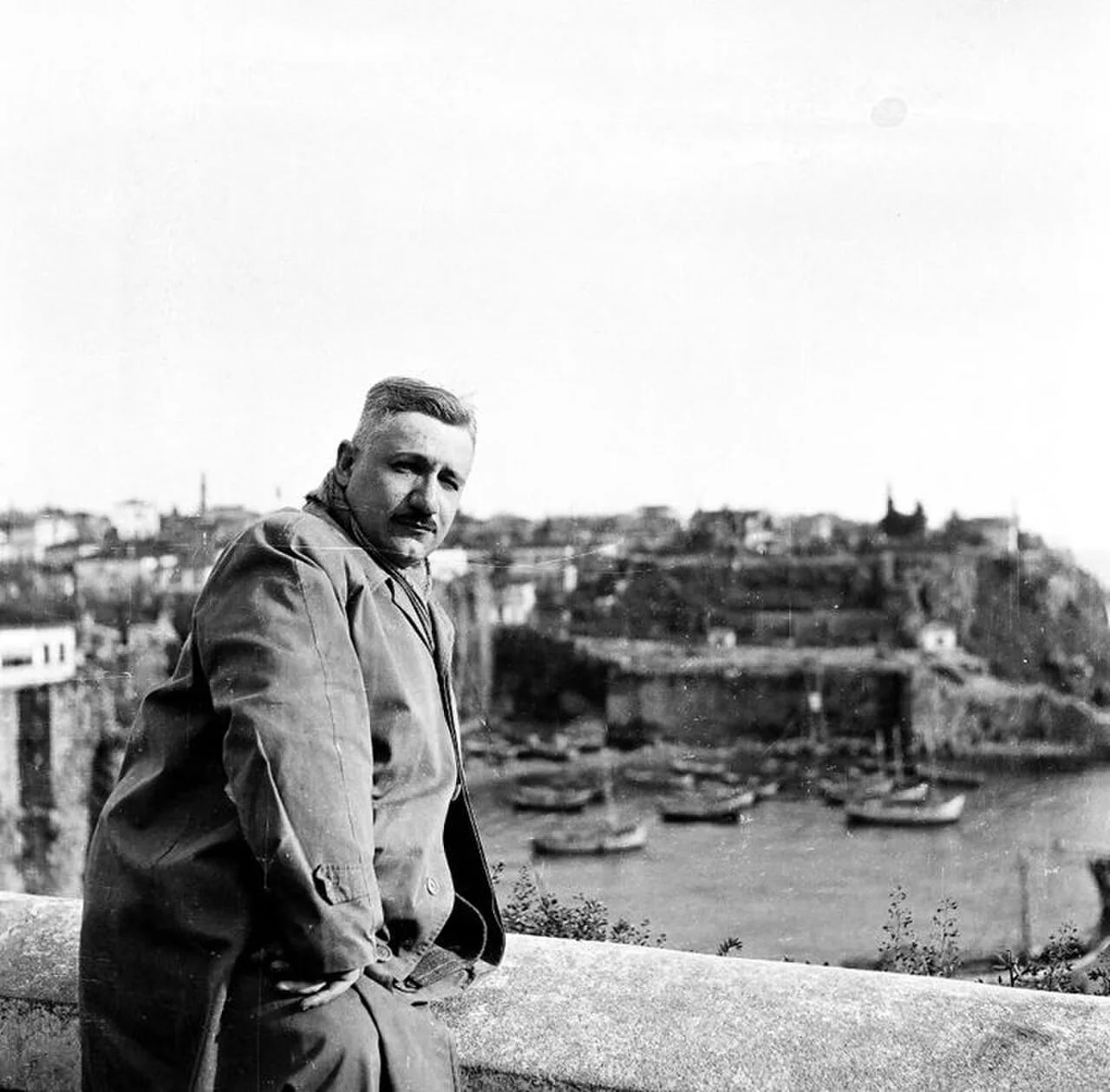 Porträt von Ali Saim Ülgen (1913–1963) – Gedenkseite