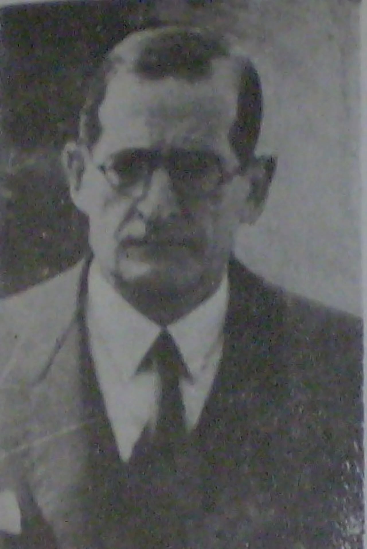 Portrait of Luciano Molinas (1888–1973) – memorial page