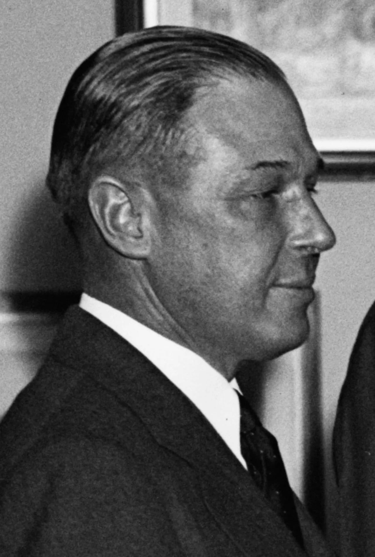 Portrait of Lewis S Turner (1888–1951) – memorial page