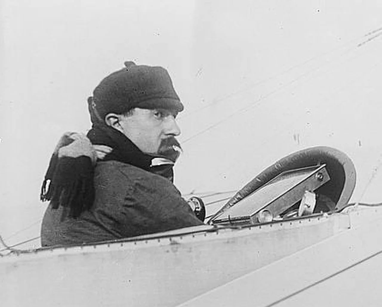 Porträt von Jean Louis Conneau (1880–1937) – Gedenkseite