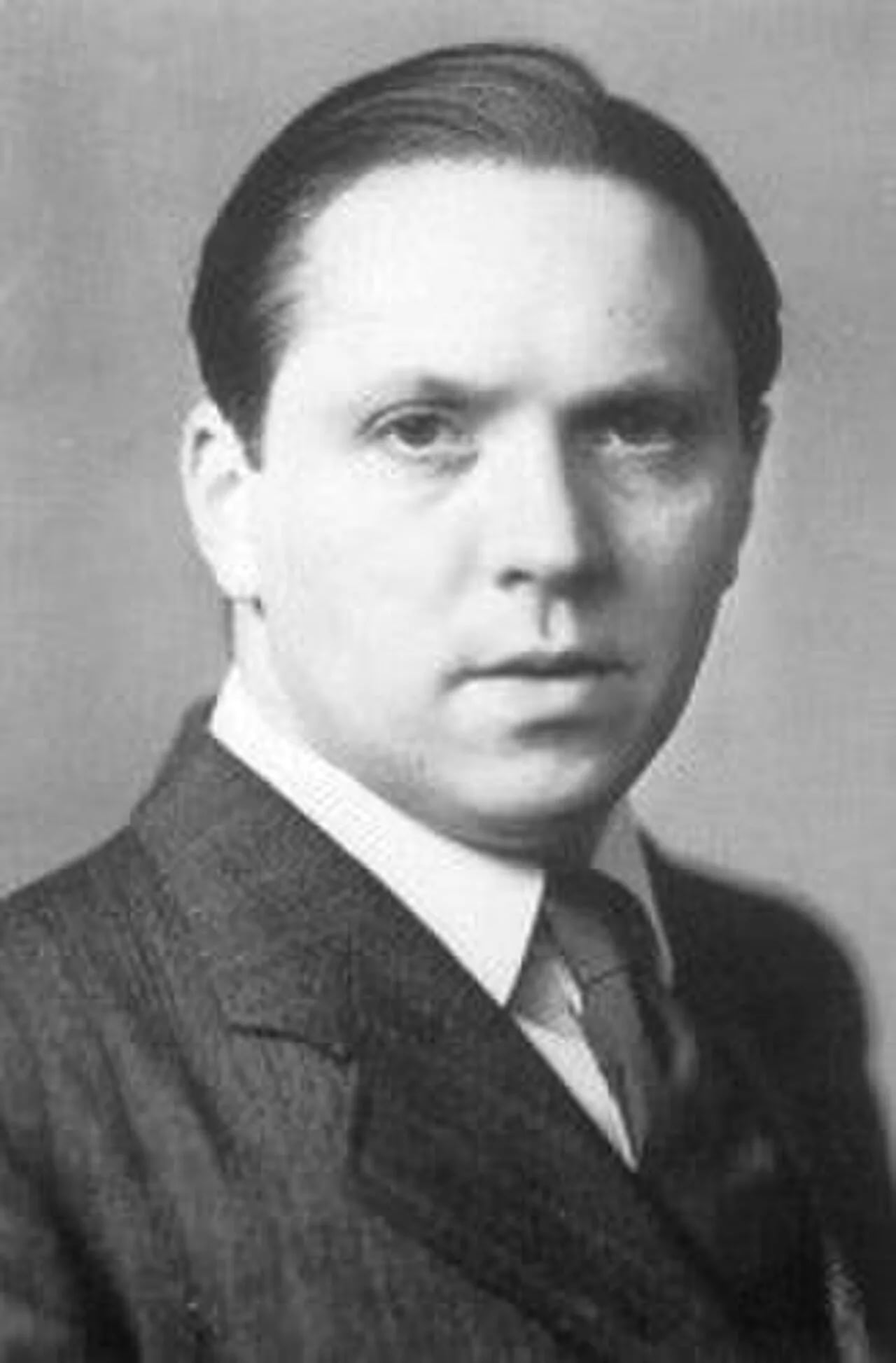 Portrait of André Dumortier (1910–2004) – memorial page
