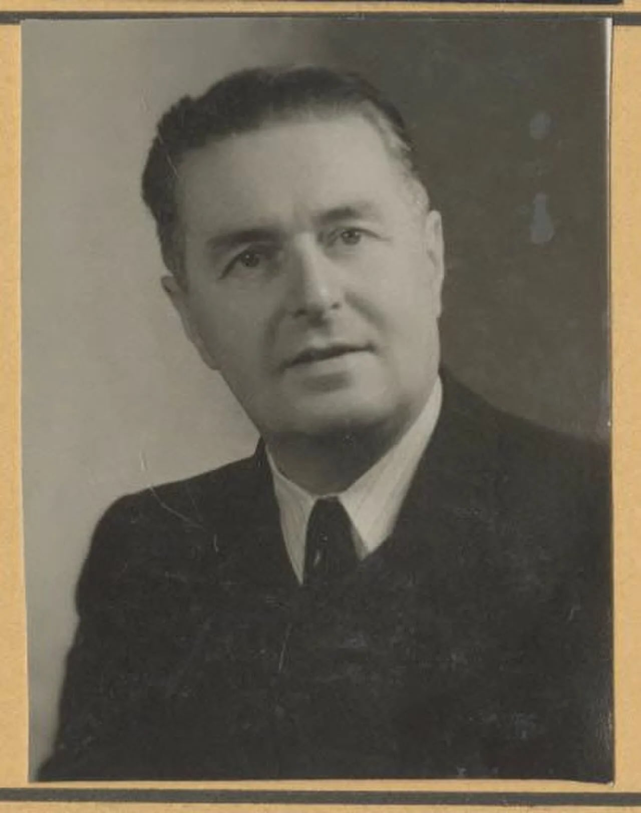 Portrait of Gaston Bourgeois (1899–1963) – memorial page