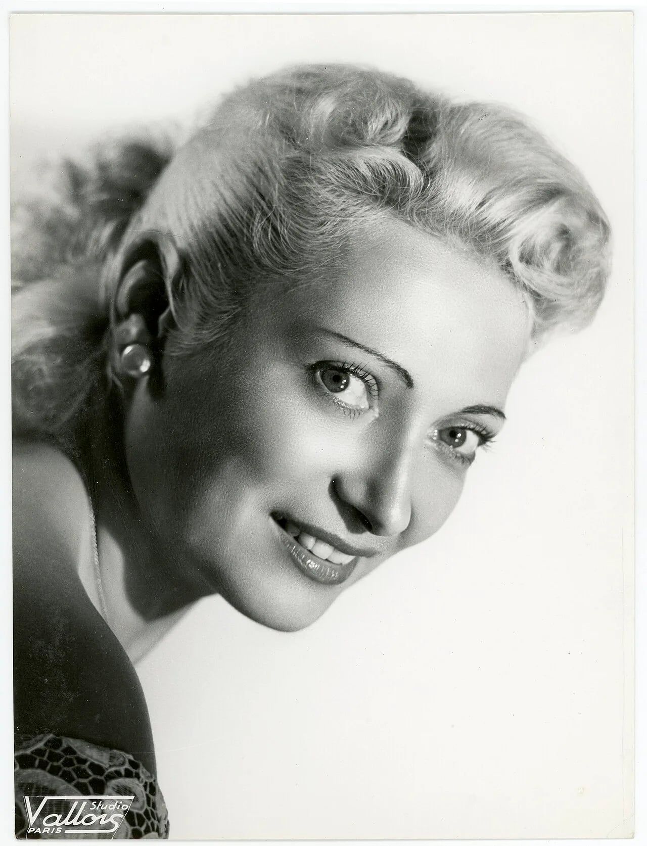 Porträt von Anny Flore (1912–1985) – Gedenkseite