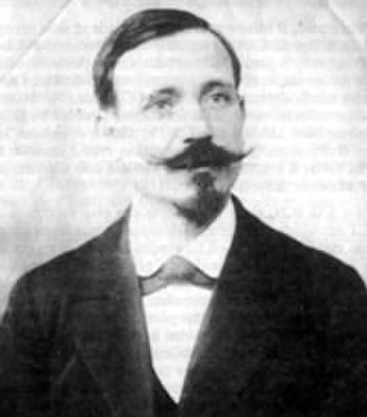 Portrait of Antoine Cabaton (1863–1942) – memorial page