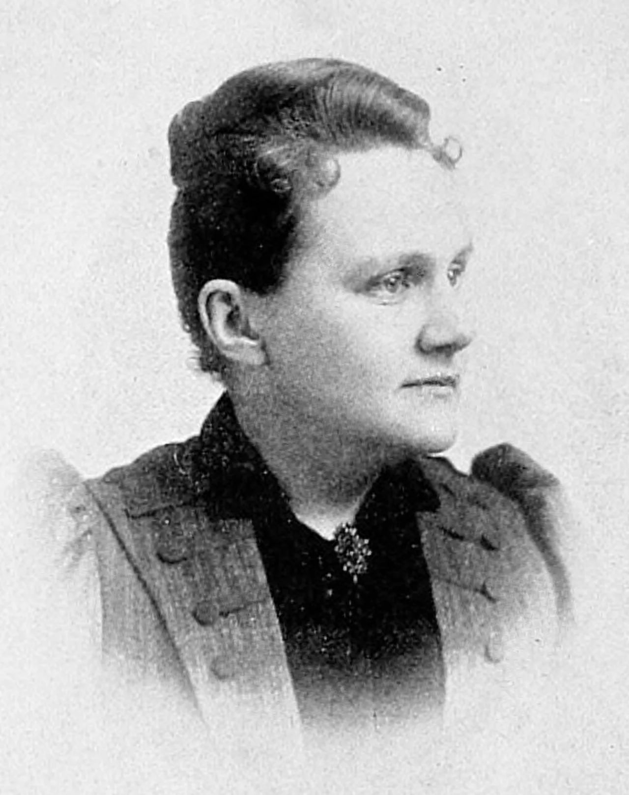 Portrait of Lottie Estelle Granger (1858–1934) – memorial page