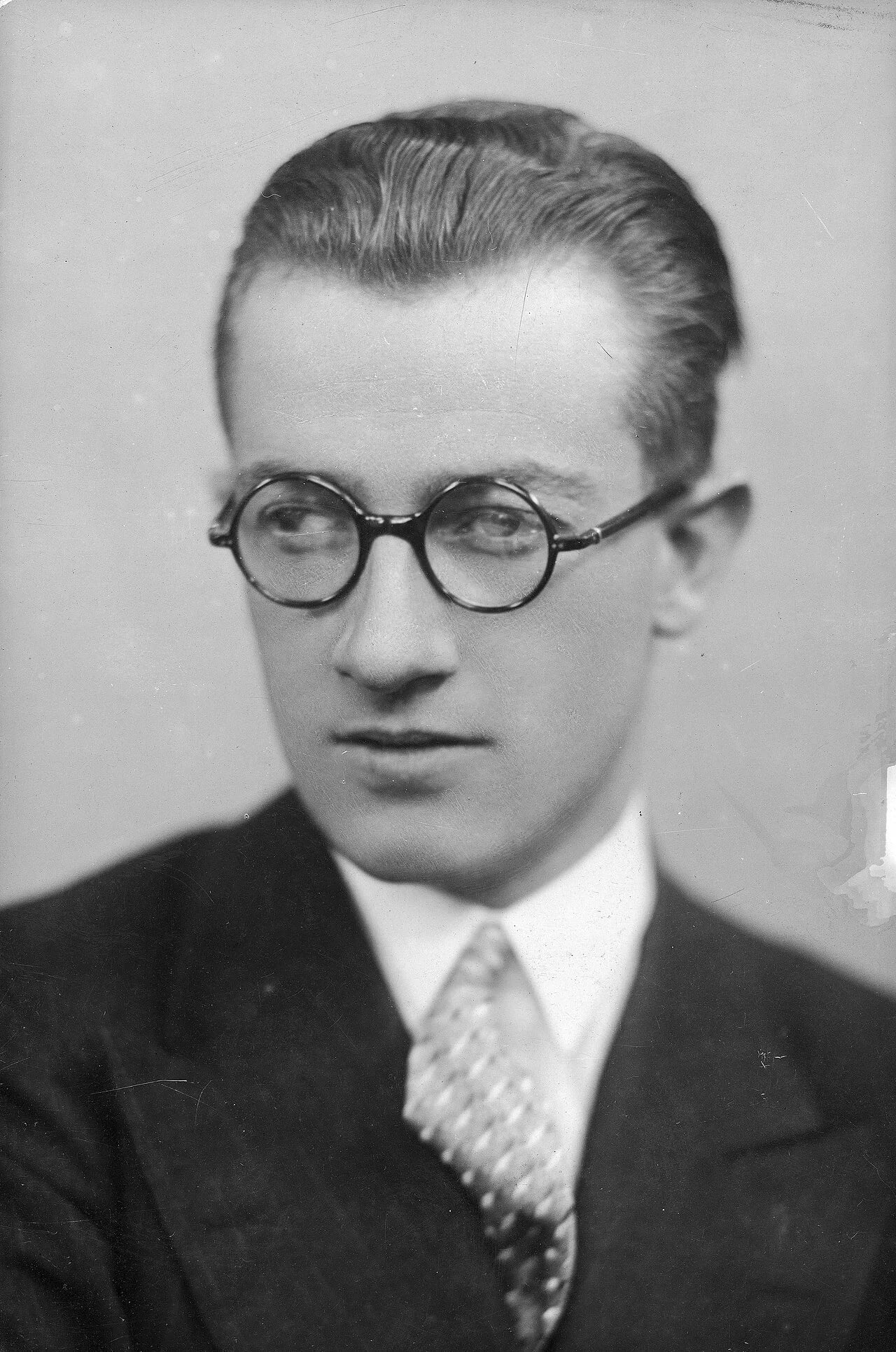 Portrait of Armand Lotti (1897–1993) – memorial page