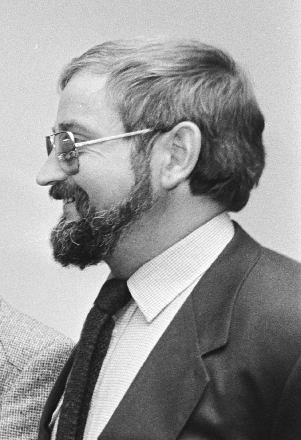 Portrait of Anton Houtepen (1940–2010) – memorial page