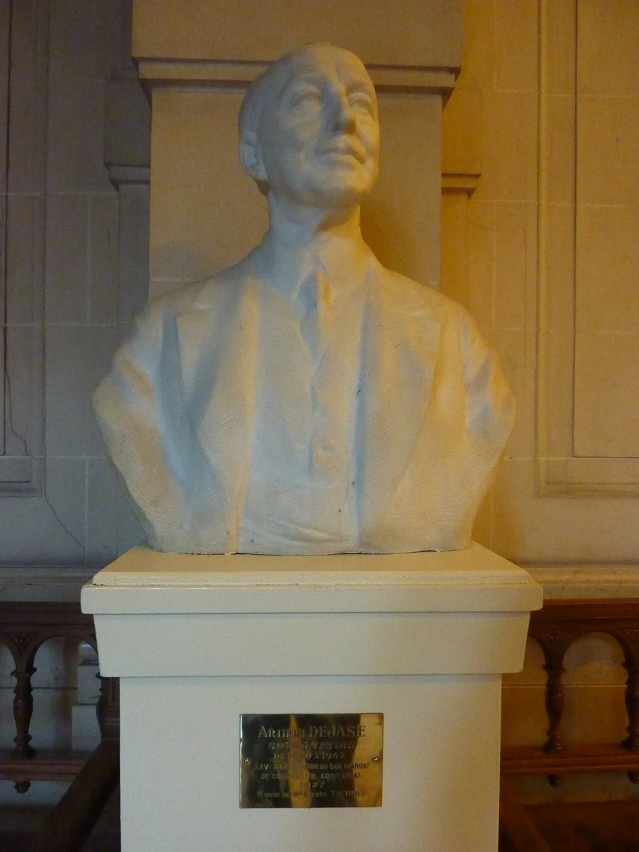 Porträt von Arthur Dejase (1876–1970) – Gedenkseite