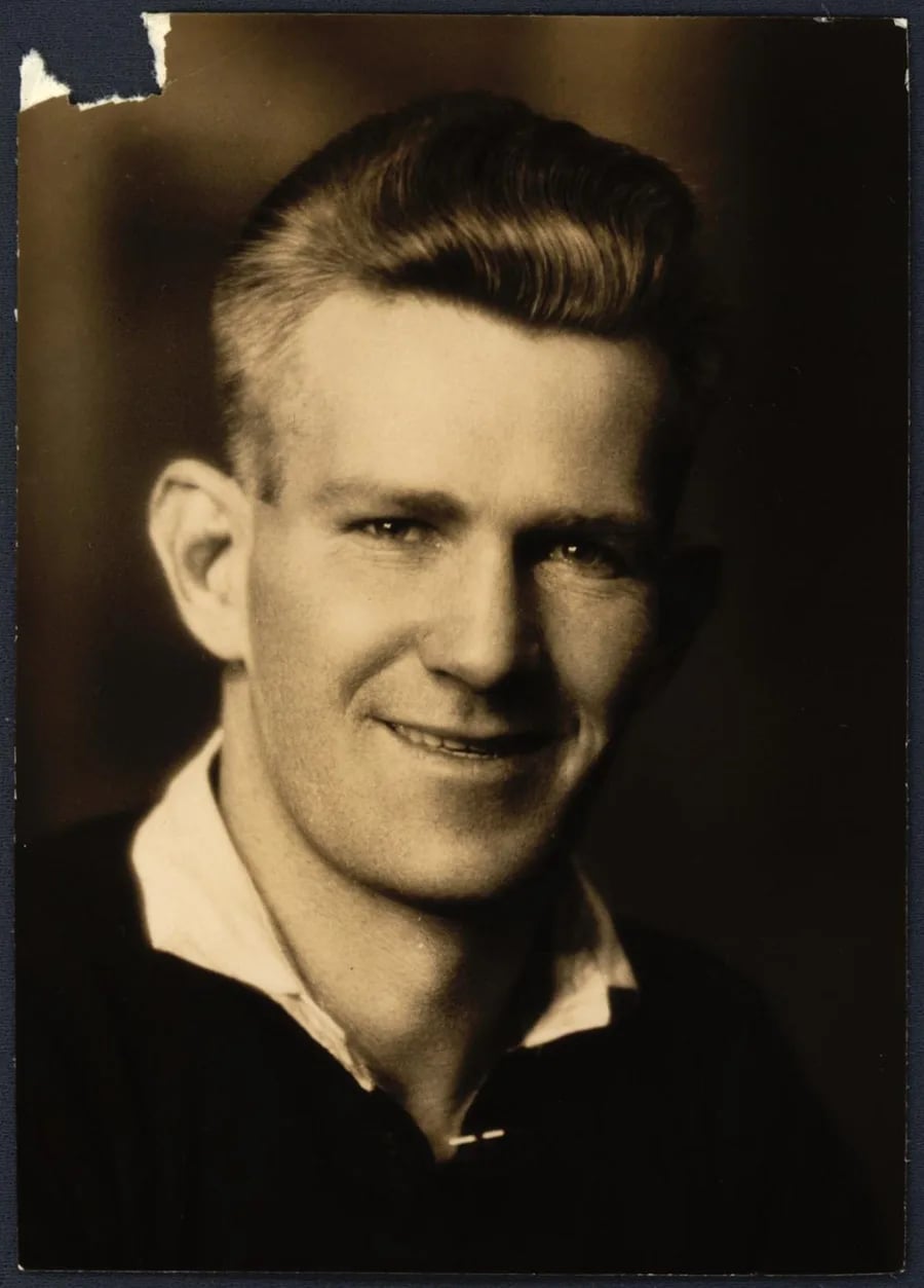 Portrait of Arthur Lambourn (1910–1999) – memorial page