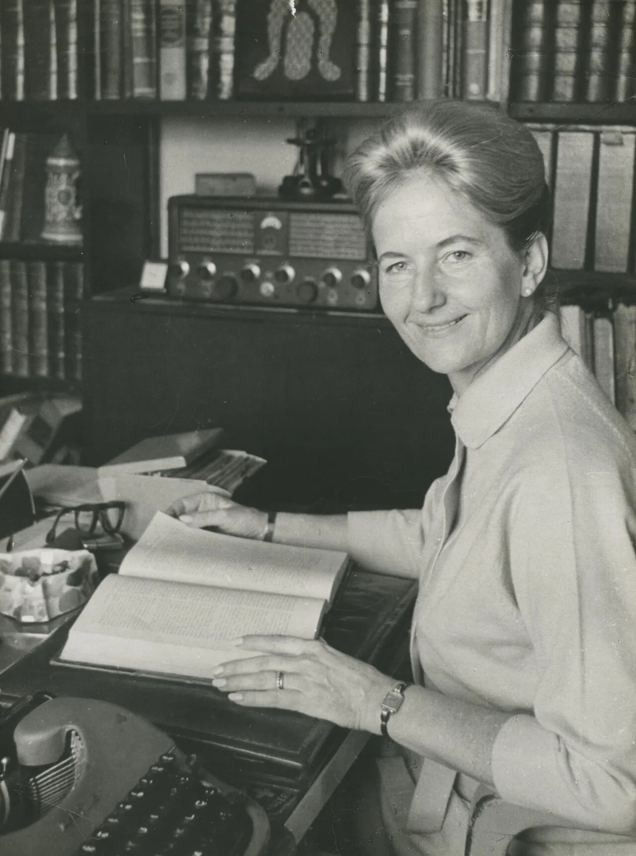 Porträt von Lieselotte Hoeschl Ornellas (1917–2017) – Gedenkseite