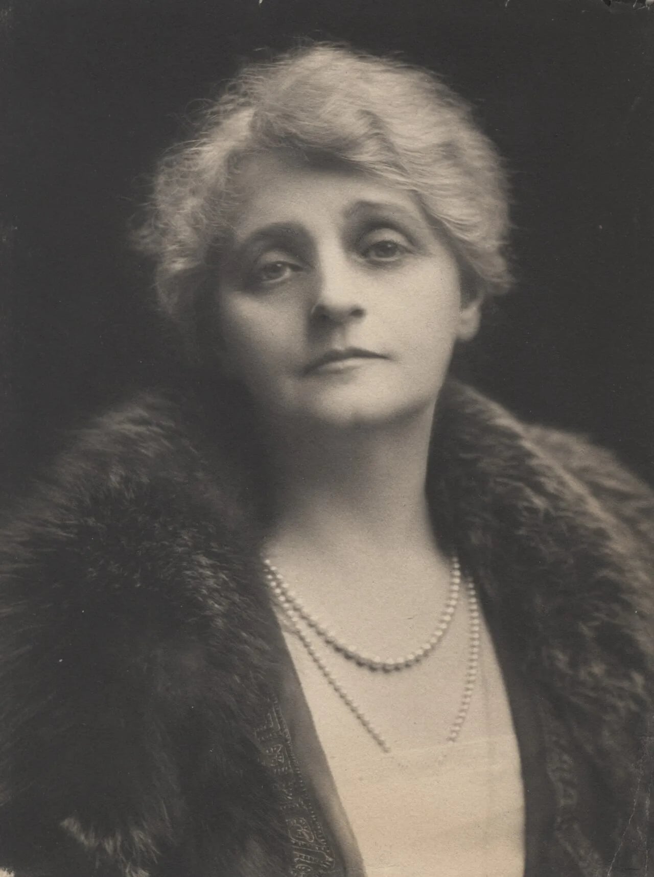 Porträt von Margaret, Lady Moir (1864–1942) – Gedenkseite