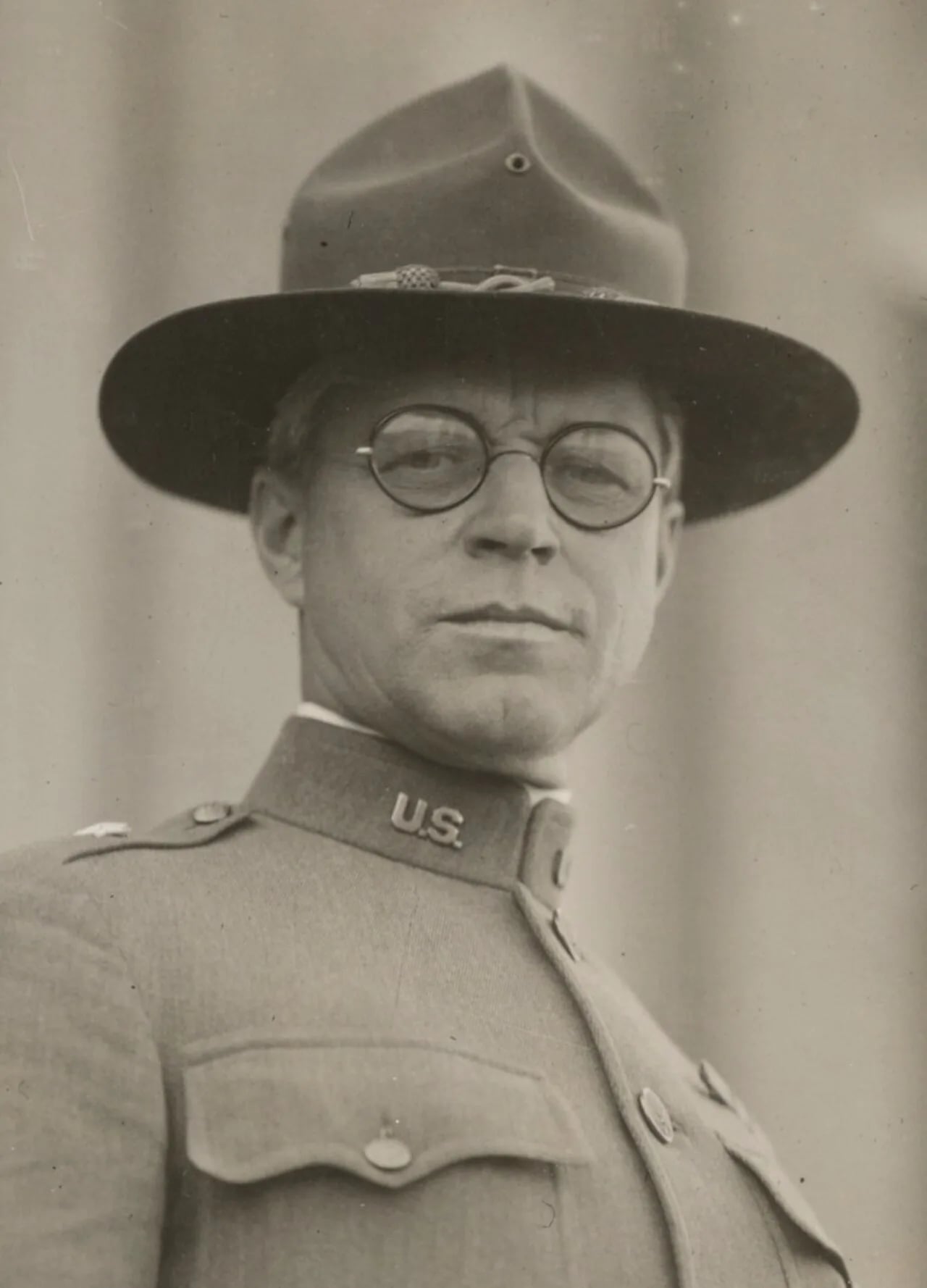 Porträt von John Jewsbury Bradley (1869–1948) – Gedenkseite
