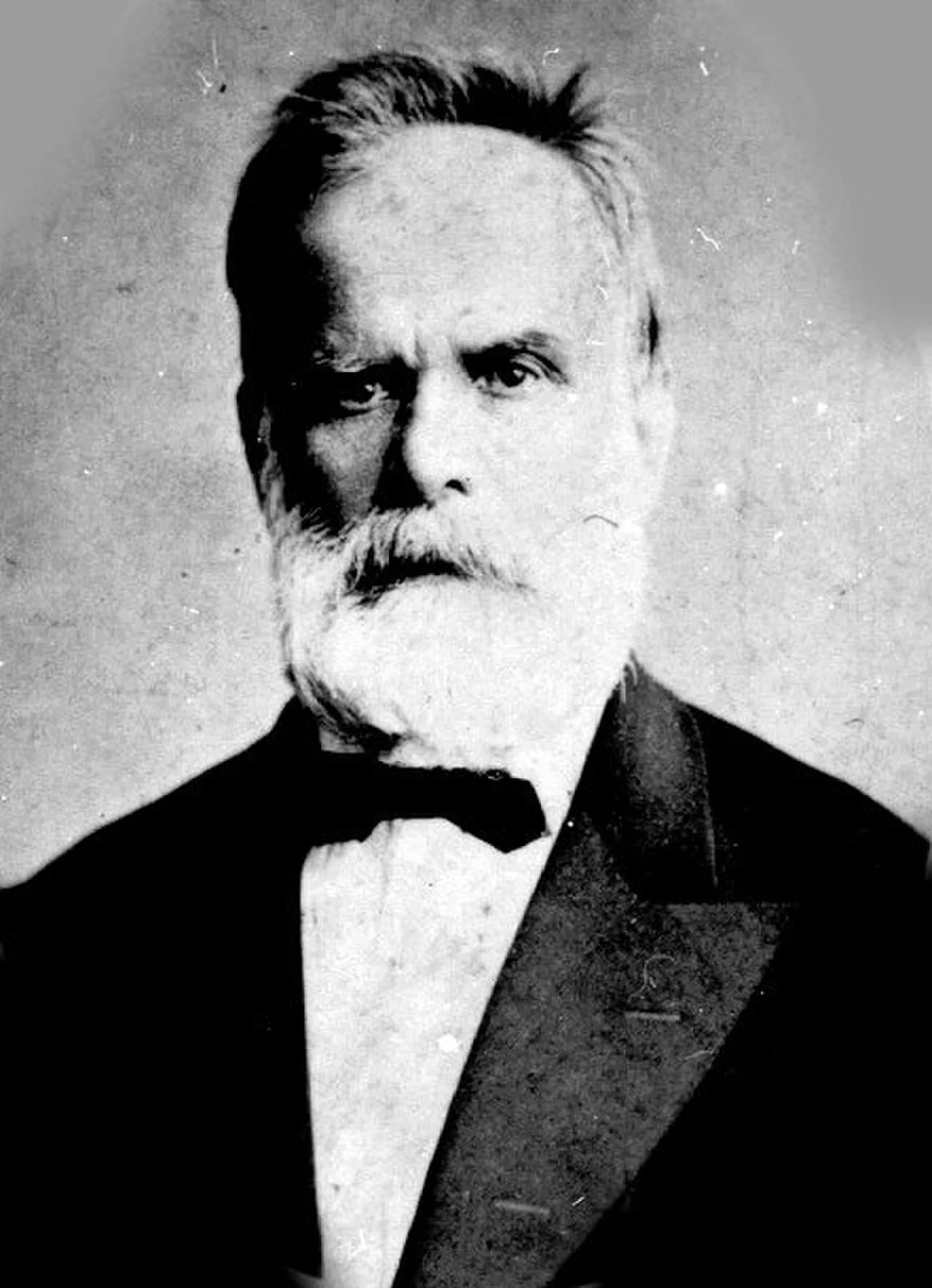 Portrait of August Treboniu Laurian (1810–1881) – memorial page