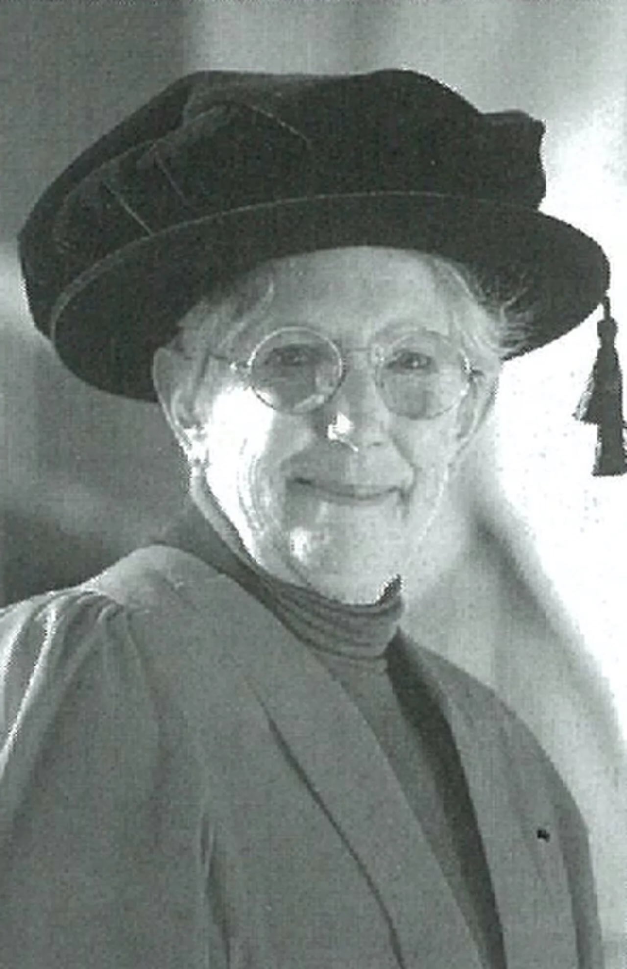 Portrait of Kate Coolahan (1929–2025) – memorial page