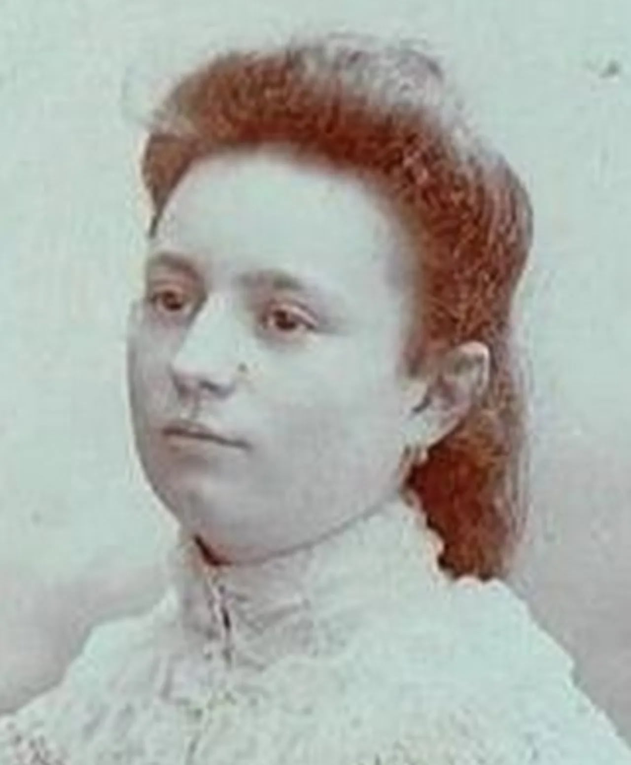 Portrait of Léontine Dolivet (1888–1974) – memorial page