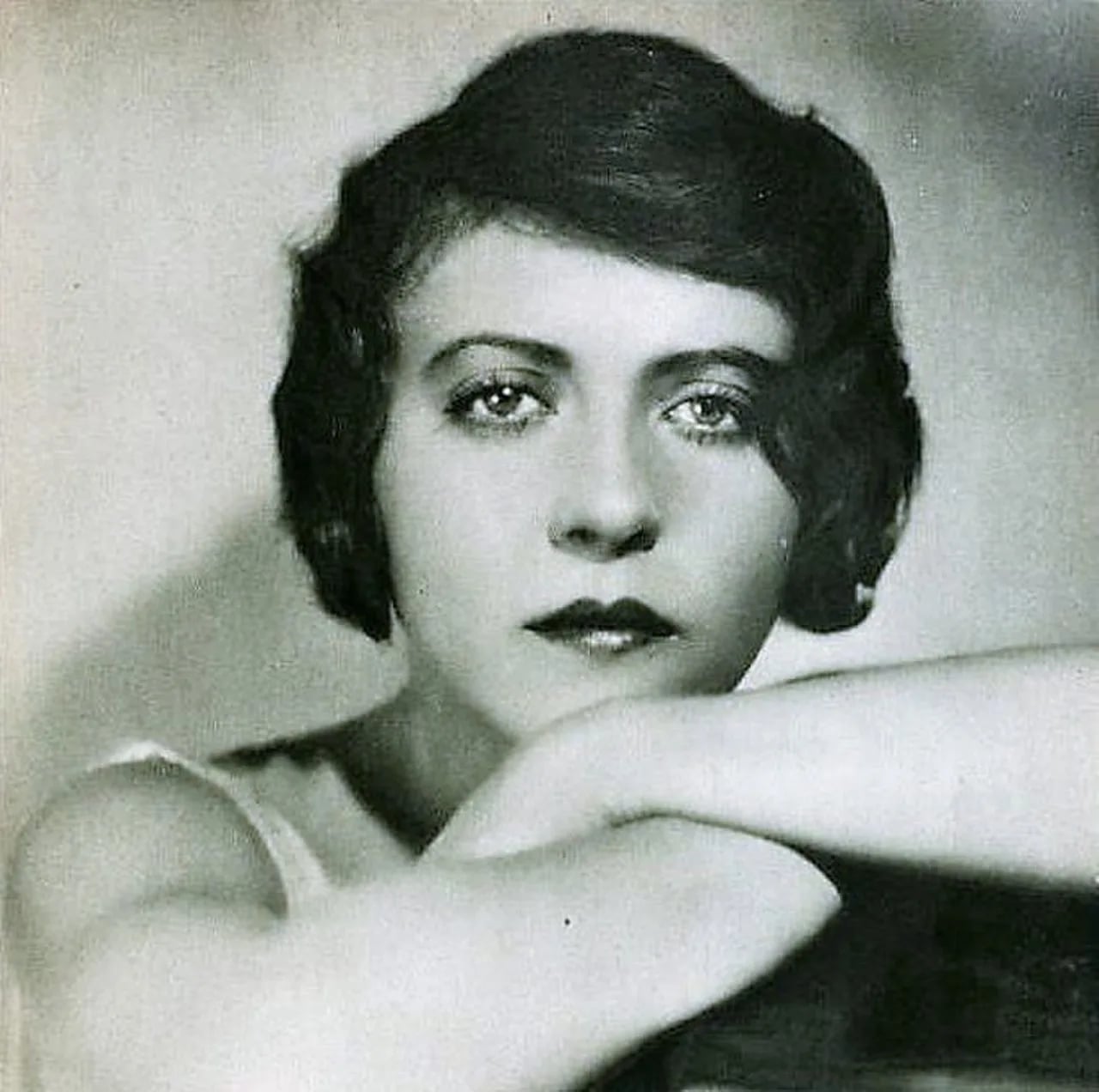 Porträt von Ruth Chatterton (1892–1961) – Gedenkseite
