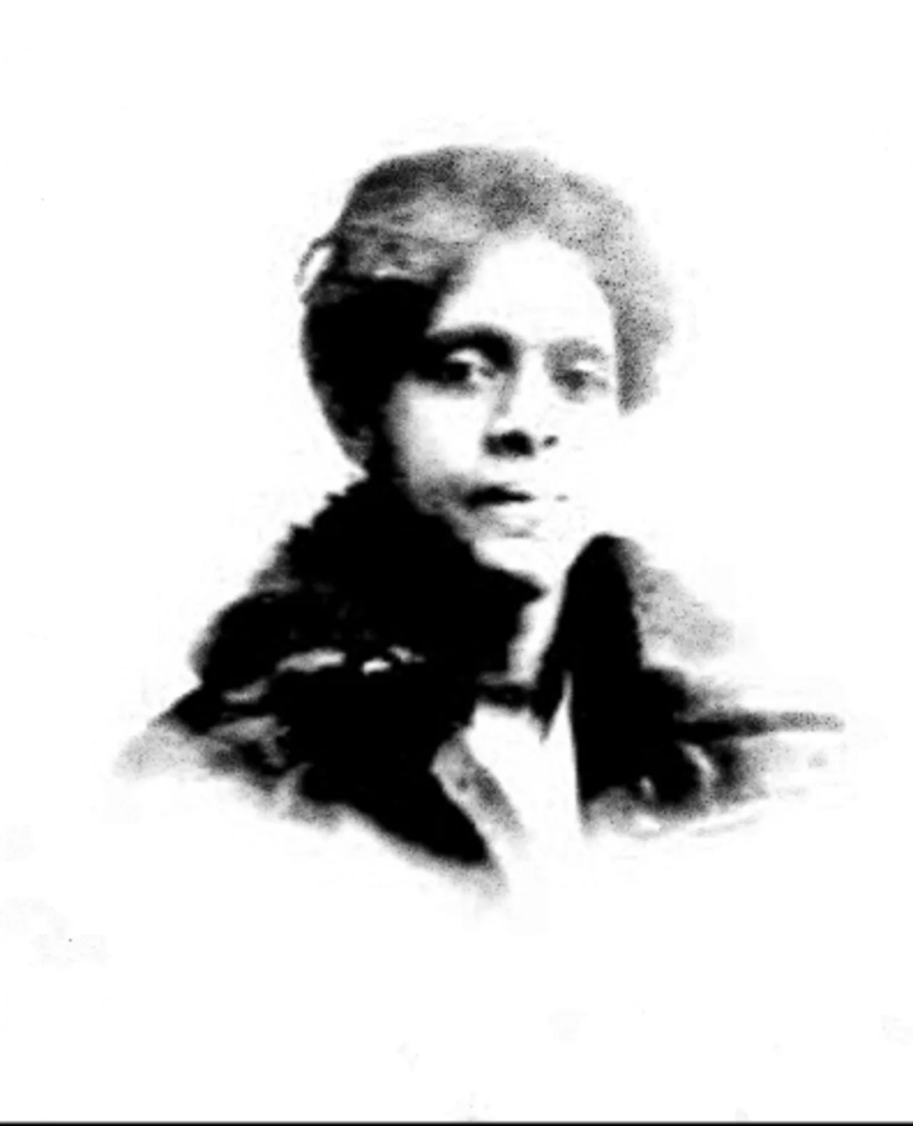 Portrait of Addie Waites Hunton (1866–1943) – memorial page