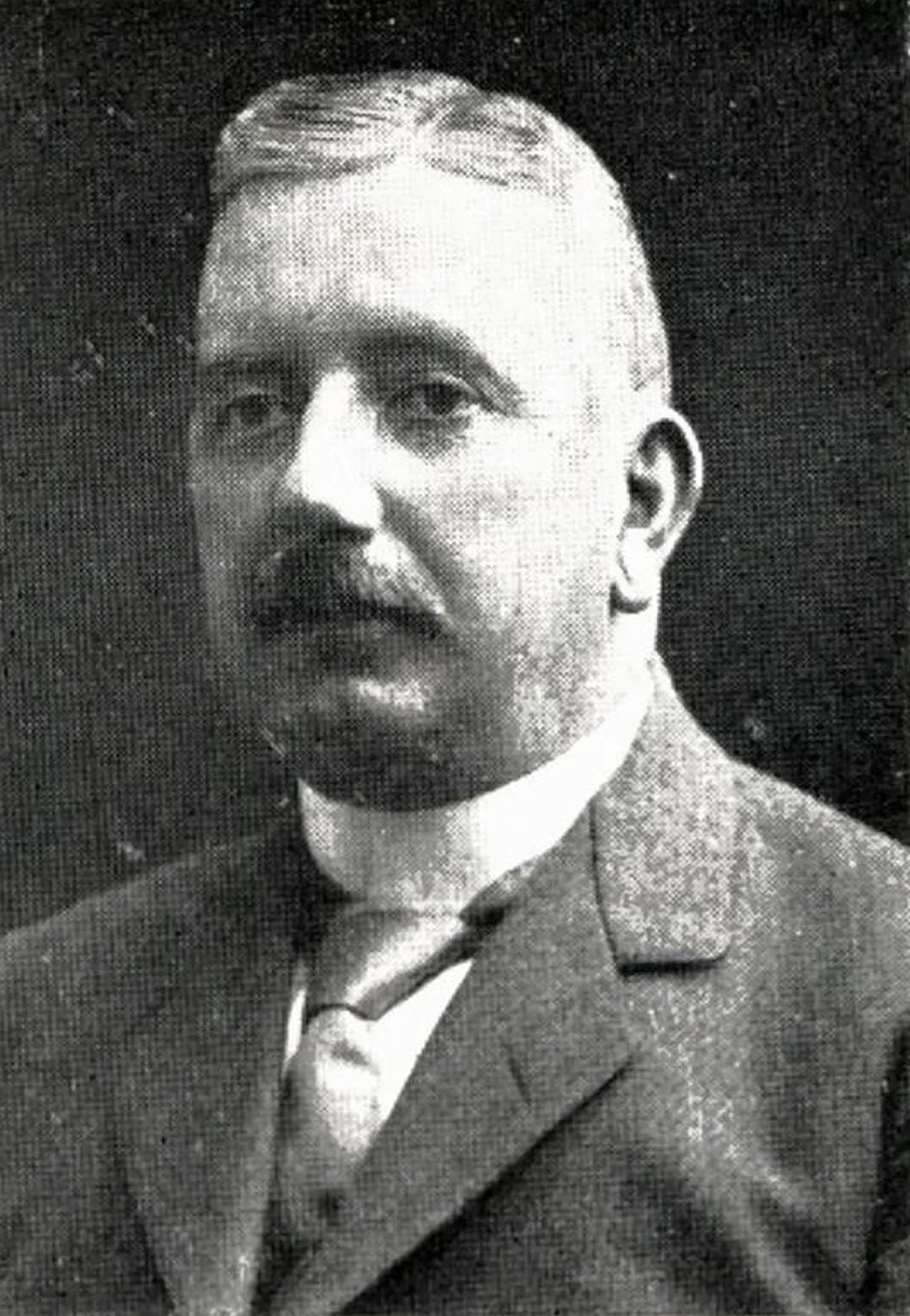 Portrait of Einar Smith (1863–1930) – memorial page