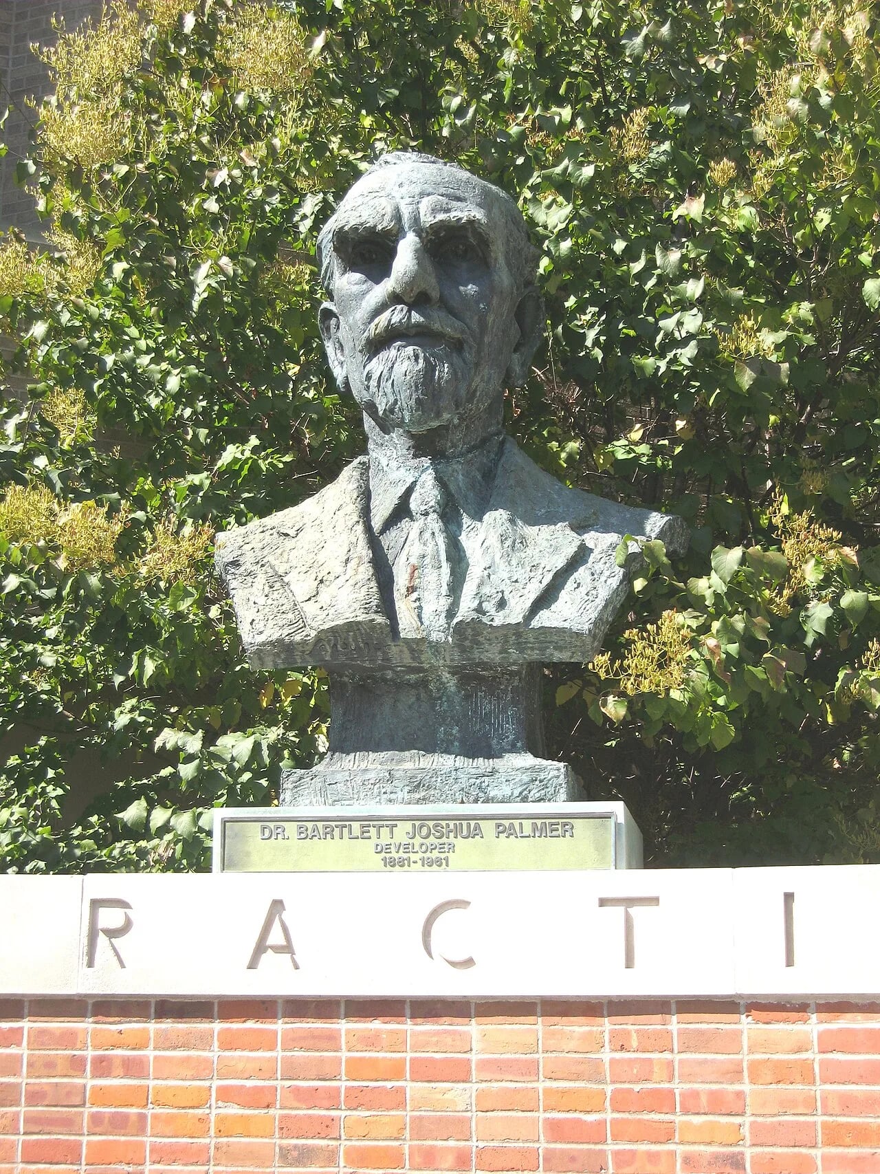 Portrait of B. J. Palmer (1882–1961) – memorial page