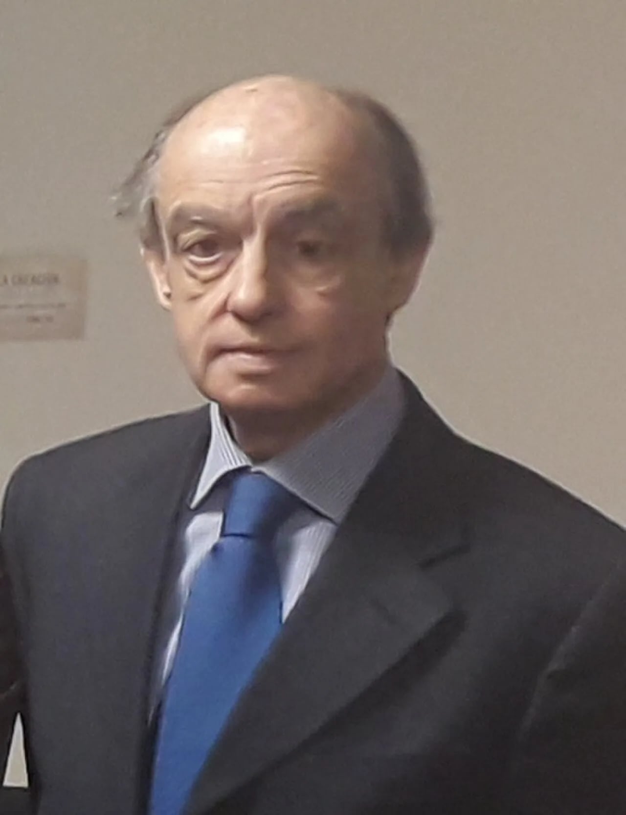Portrait of Dionisio García Carnero (1954–2025) – memorial page