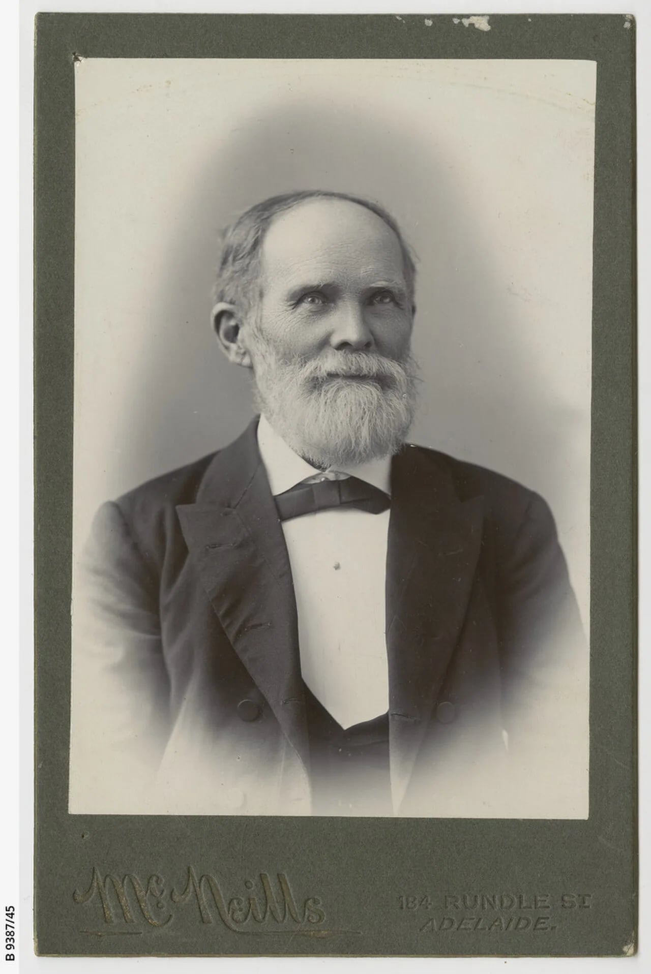 Portrait of Johann Gottlieb Otto Tepper (1841–1923) – memorial page