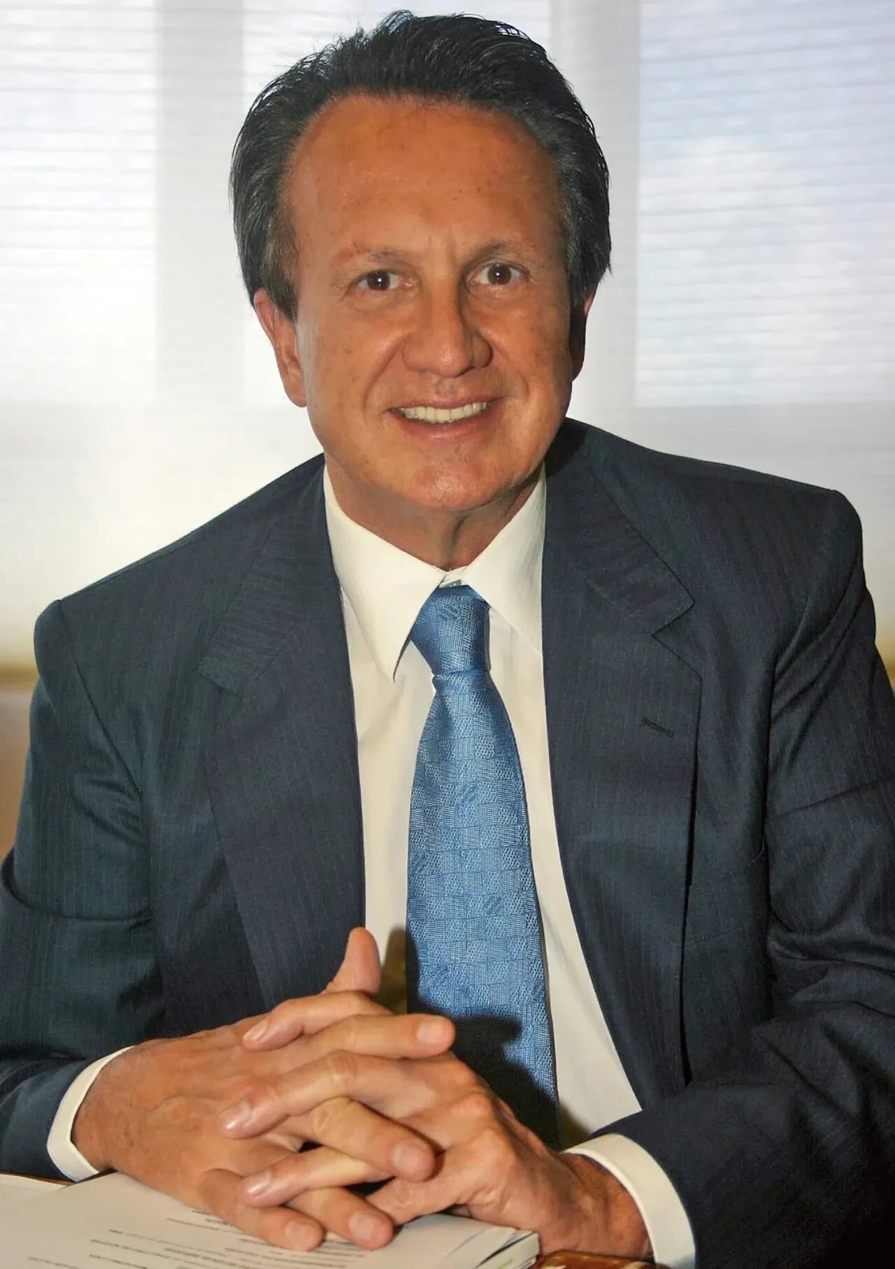 Porträt von Edson de Godoy Bueno (1943–2017) – Gedenkseite