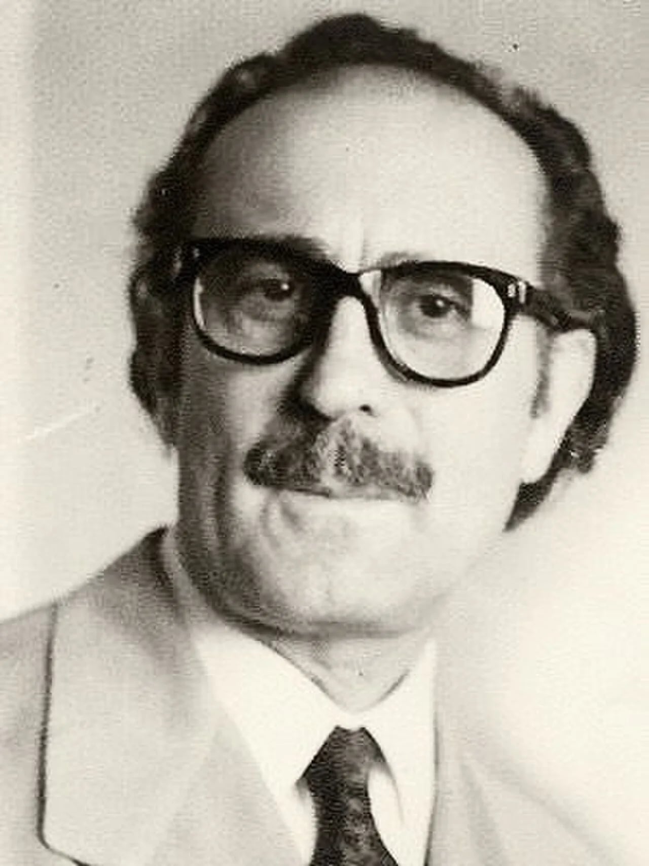 Porträt von Silvio Frondizi (1907–1974) – Gedenkseite