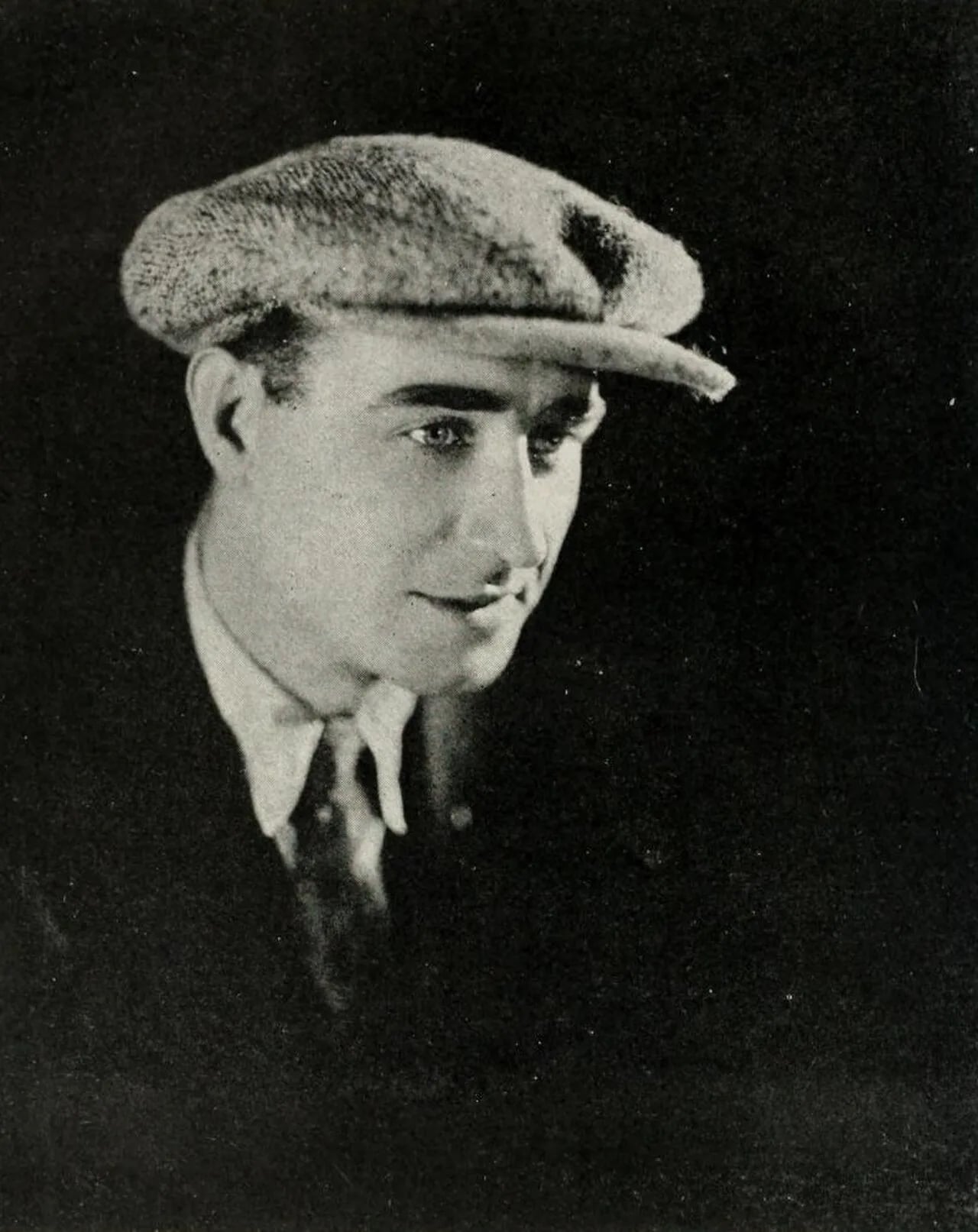 Portrait of Frank Lloyd (1886–1960) – memorial page