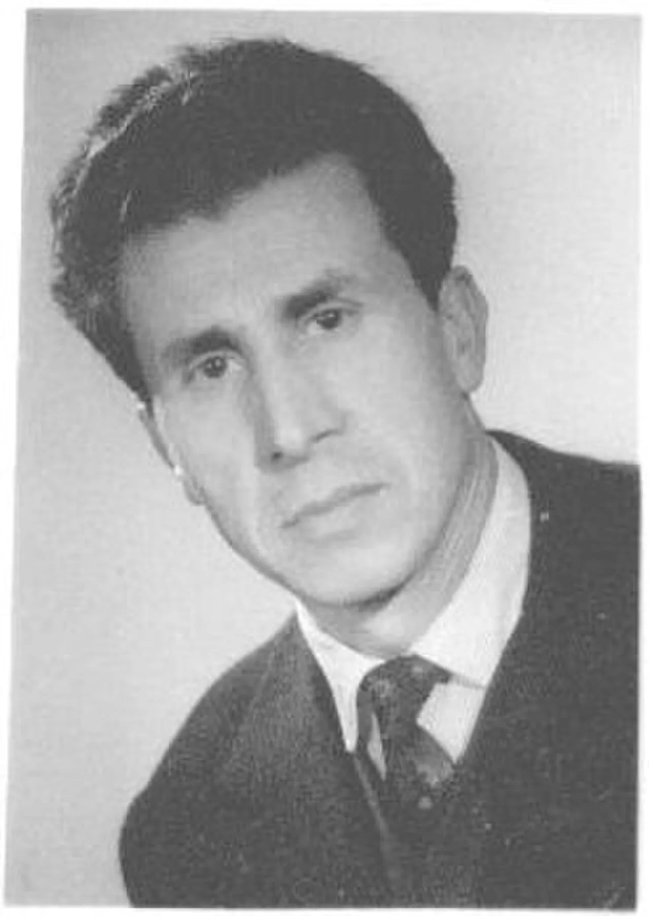Portrait of Belkacem Radjef (1909–1989) – memorial page